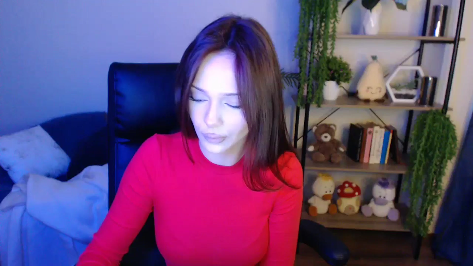Gallery image thumbnail from KateManelli's myfreecams stream on, 04/16/2025, 13:29 image 18 of 20