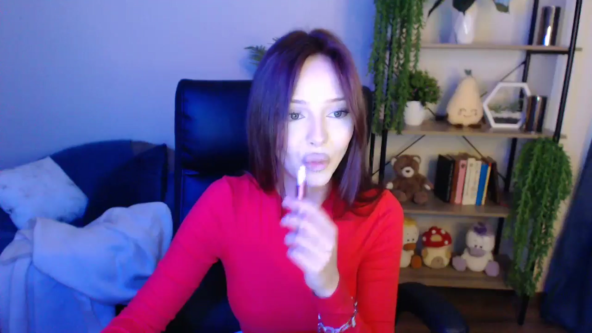 Gallery image thumbnail from KateManelli's myfreecams stream on, 04/16/2025, 13:29 image 5 of 20