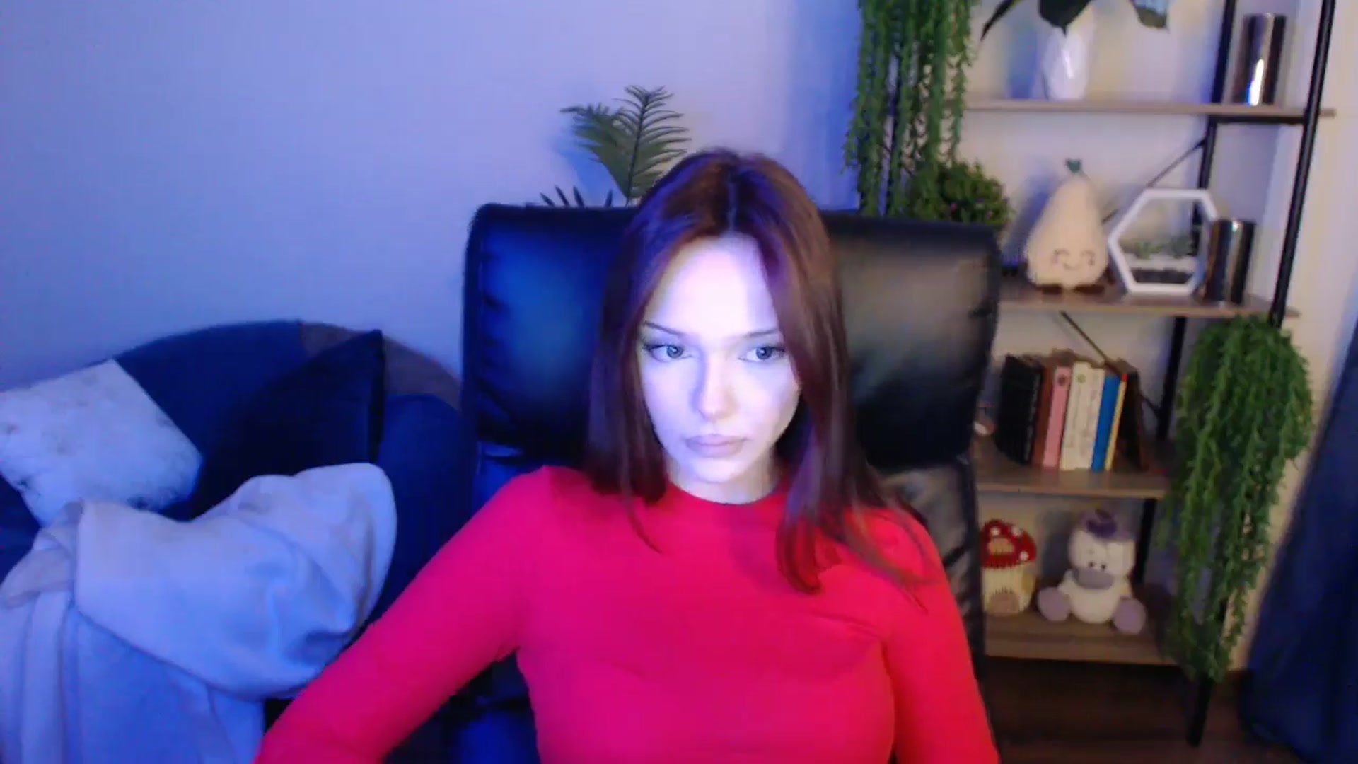 Gallery image thumbnail from KateManelli's myfreecams stream on, 04/16/2025, 13:29 image 9 of 20
