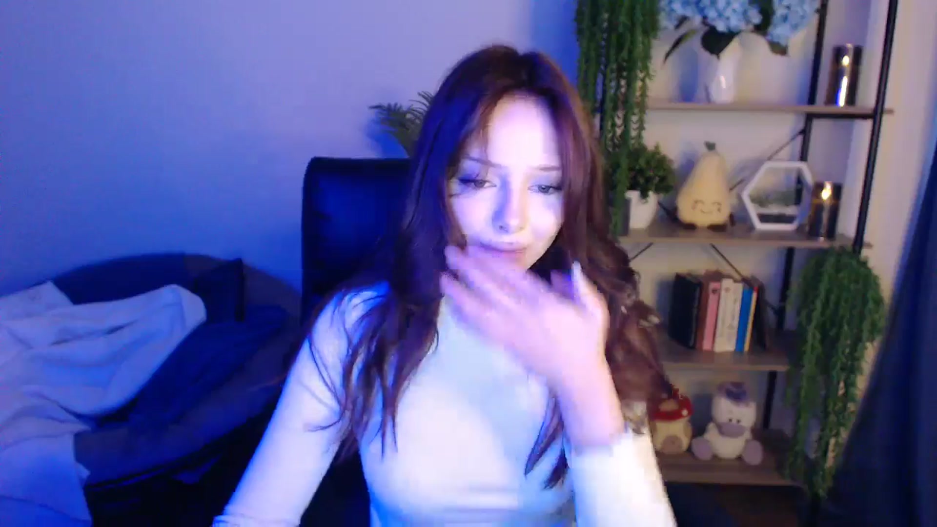 Gallery image thumbnail from KateManelli's myfreecams stream on, 04/18/2025, 10:25 image 20 of 20