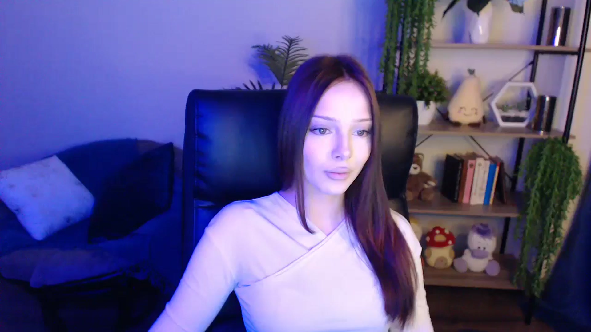 Gallery image thumbnail from KateManelli's myfreecams stream on, 04/19/2025, 09:19 image 16 of 20