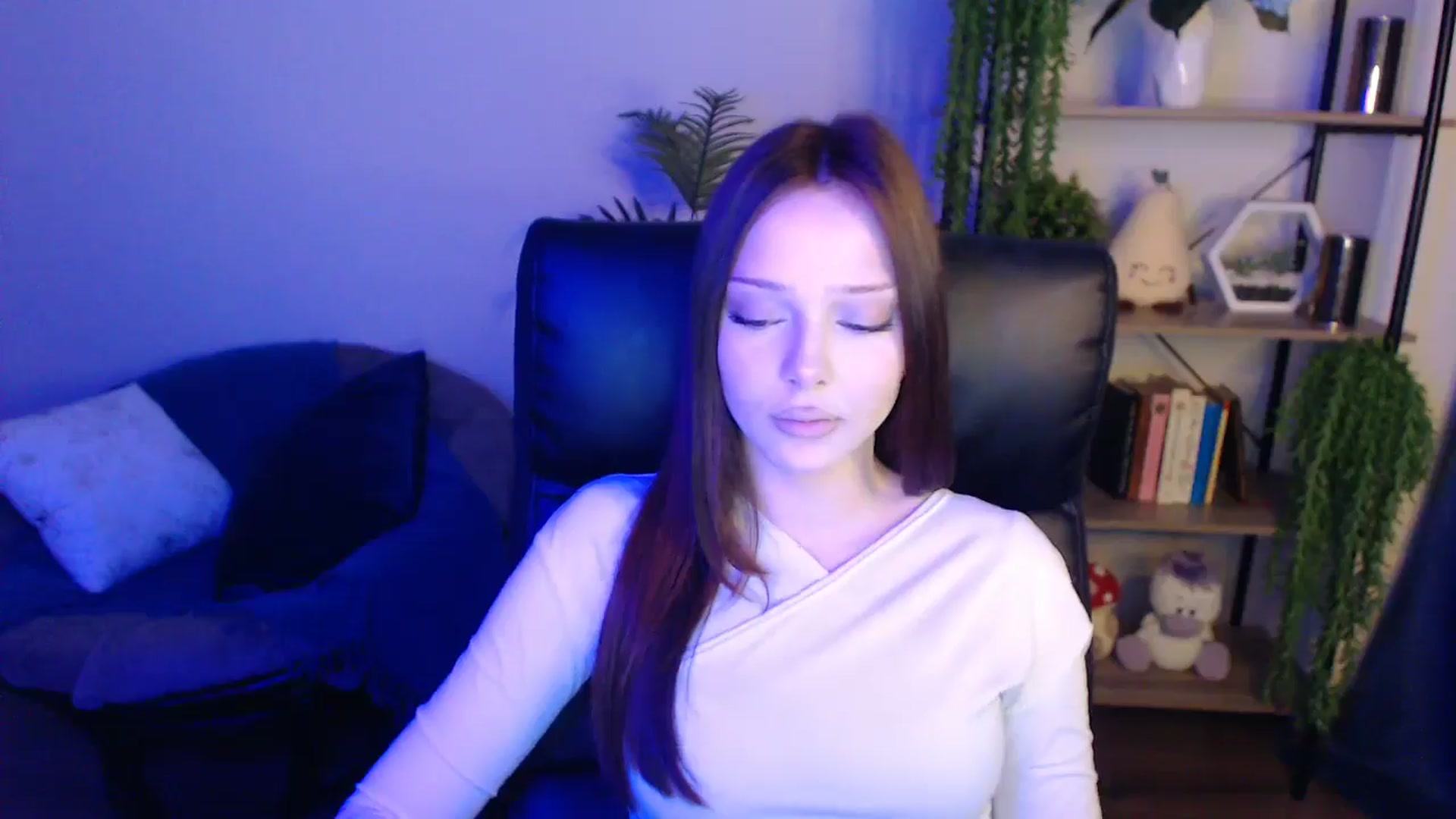 Gallery image thumbnail from KateManelli's myfreecams stream on, 04/19/2025, 09:19 image 18 of 20