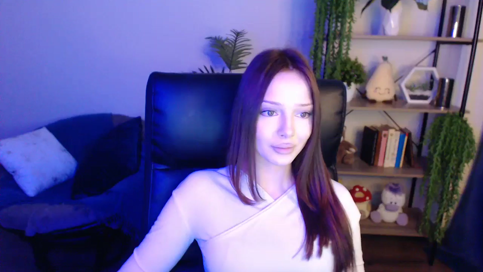Gallery image thumbnail from KateManelli's myfreecams stream on, 04/19/2025, 10:19 image 3 of 20