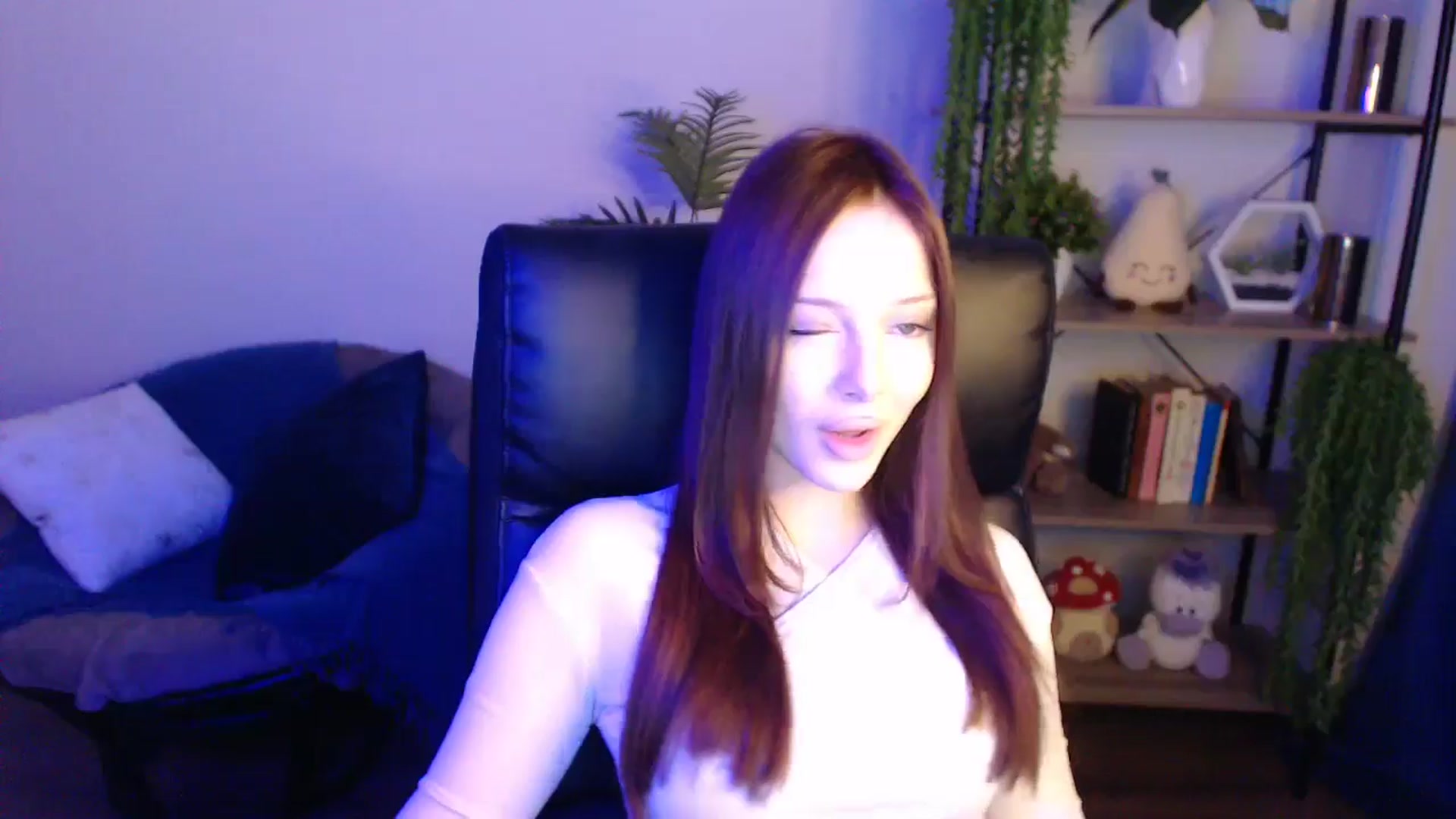 Gallery image thumbnail from KateManelli's myfreecams stream on, 04/19/2025, 10:19 image 11 of 20
