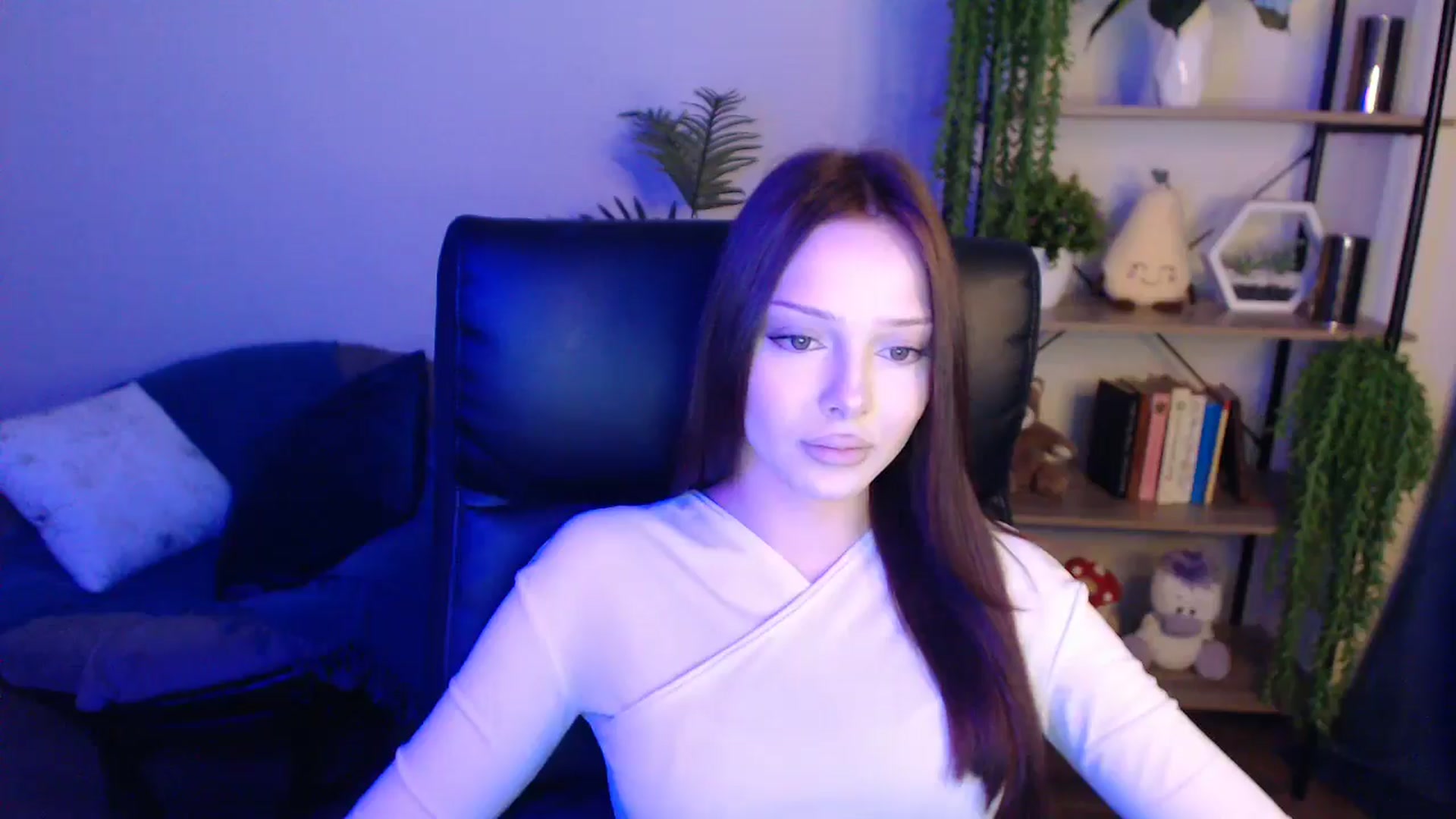 Gallery image thumbnail from KateManelli's myfreecams stream on, 04/19/2025, 10:19 image 4 of 20