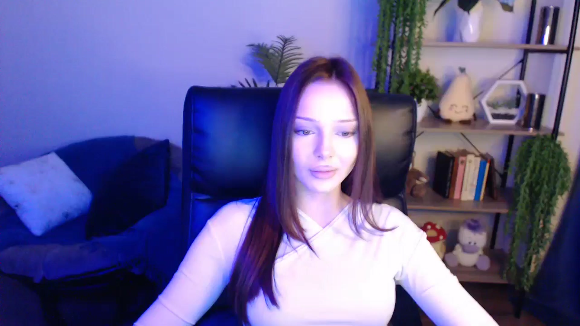 Gallery image thumbnail from KateManelli's myfreecams stream on, 04/19/2025, 11:01 image 6 of 20