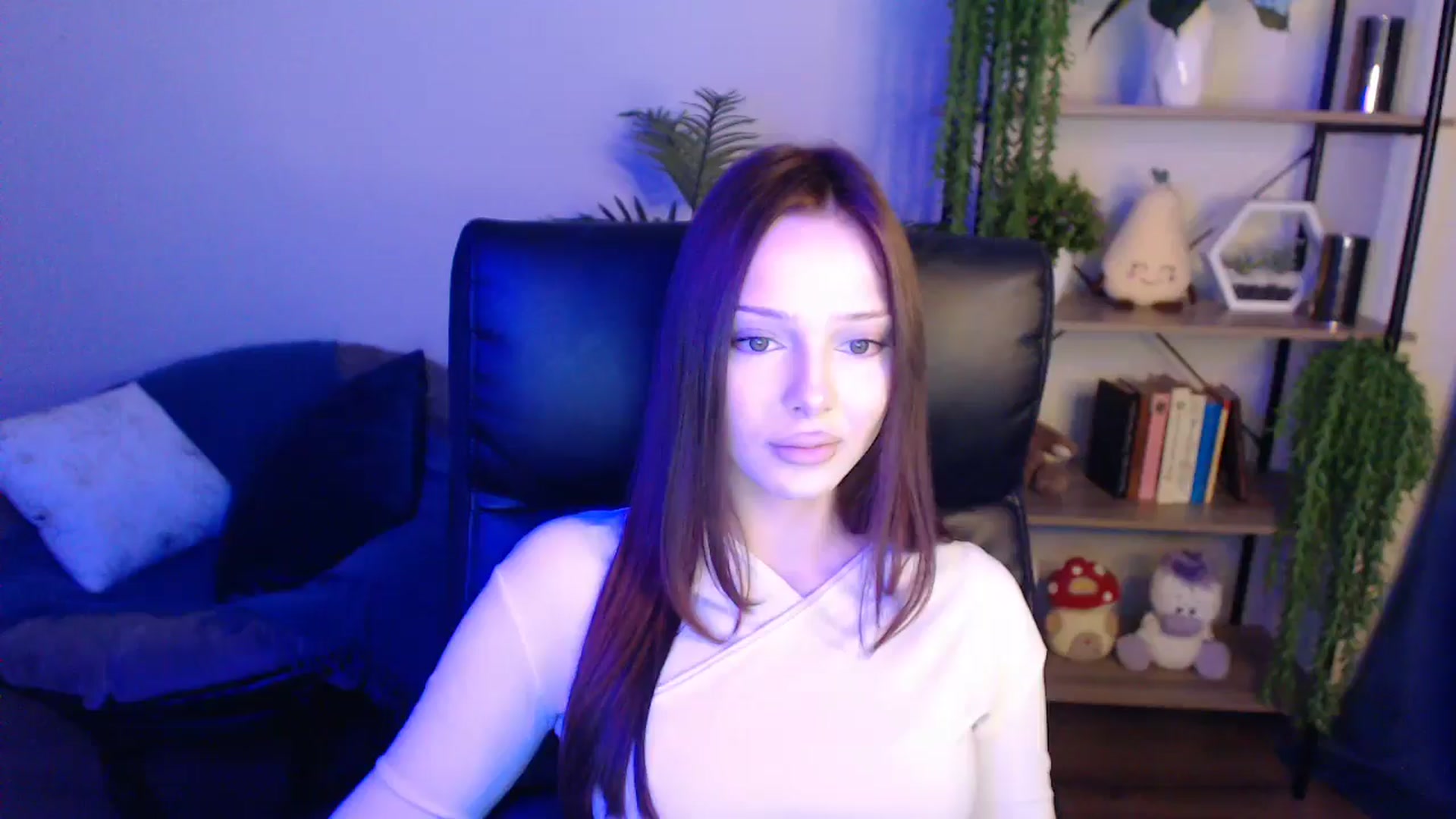 Gallery image thumbnail from KateManelli's myfreecams stream on, 04/19/2025, 11:01 image 1 of 20