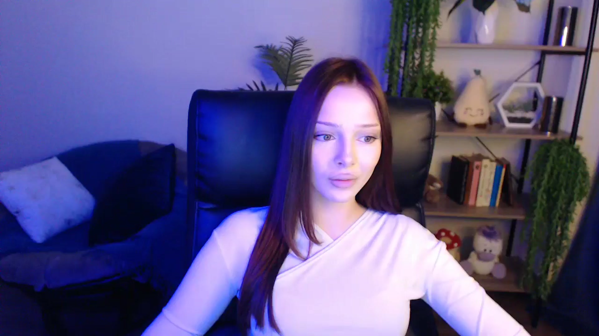 Gallery image thumbnail from KateManelli's myfreecams stream on, 04/19/2025, 11:01 image 2 of 20