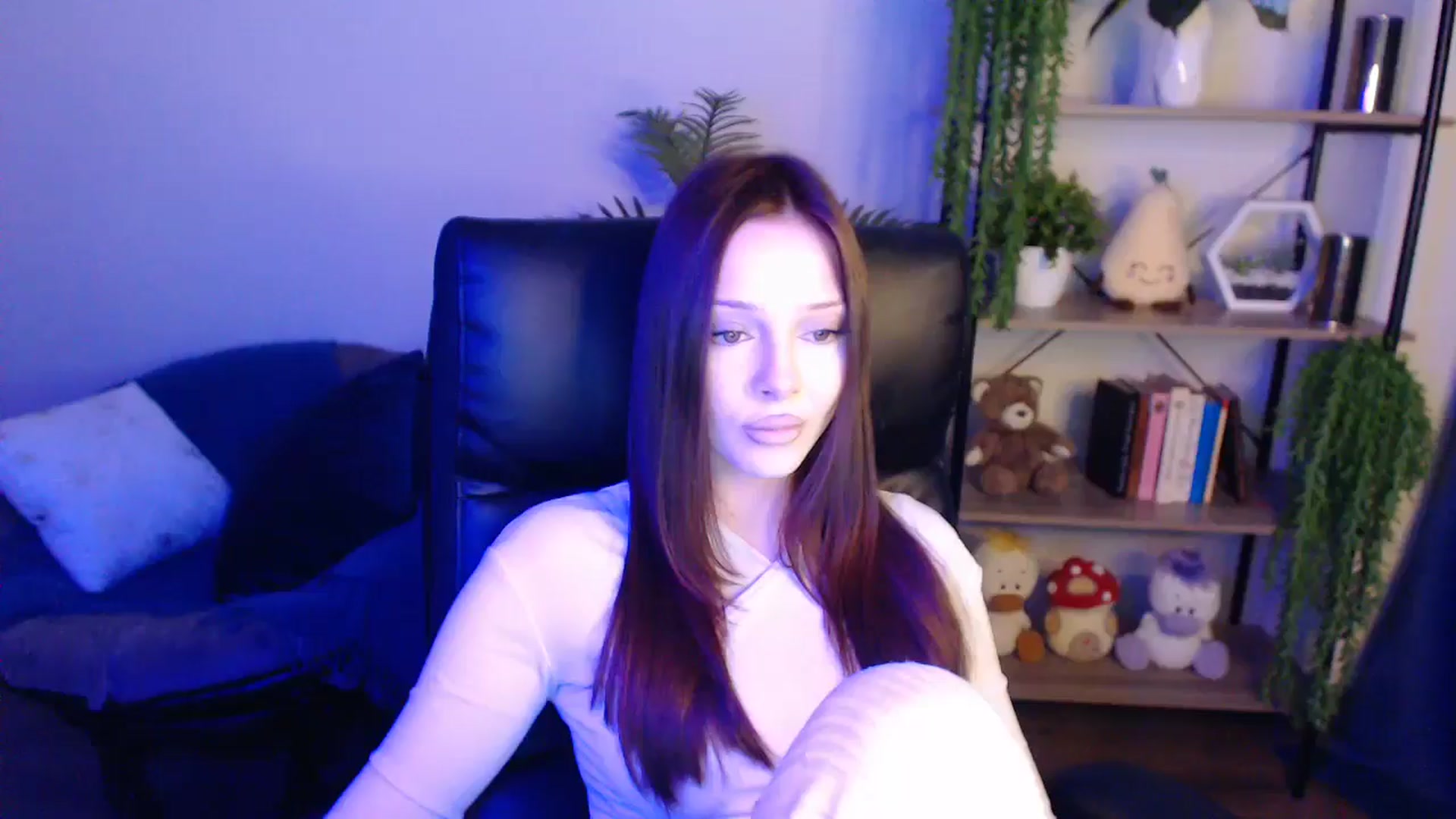 Gallery image thumbnail from KateManelli's myfreecams stream on, 04/19/2025, 13:05 image 4 of 20