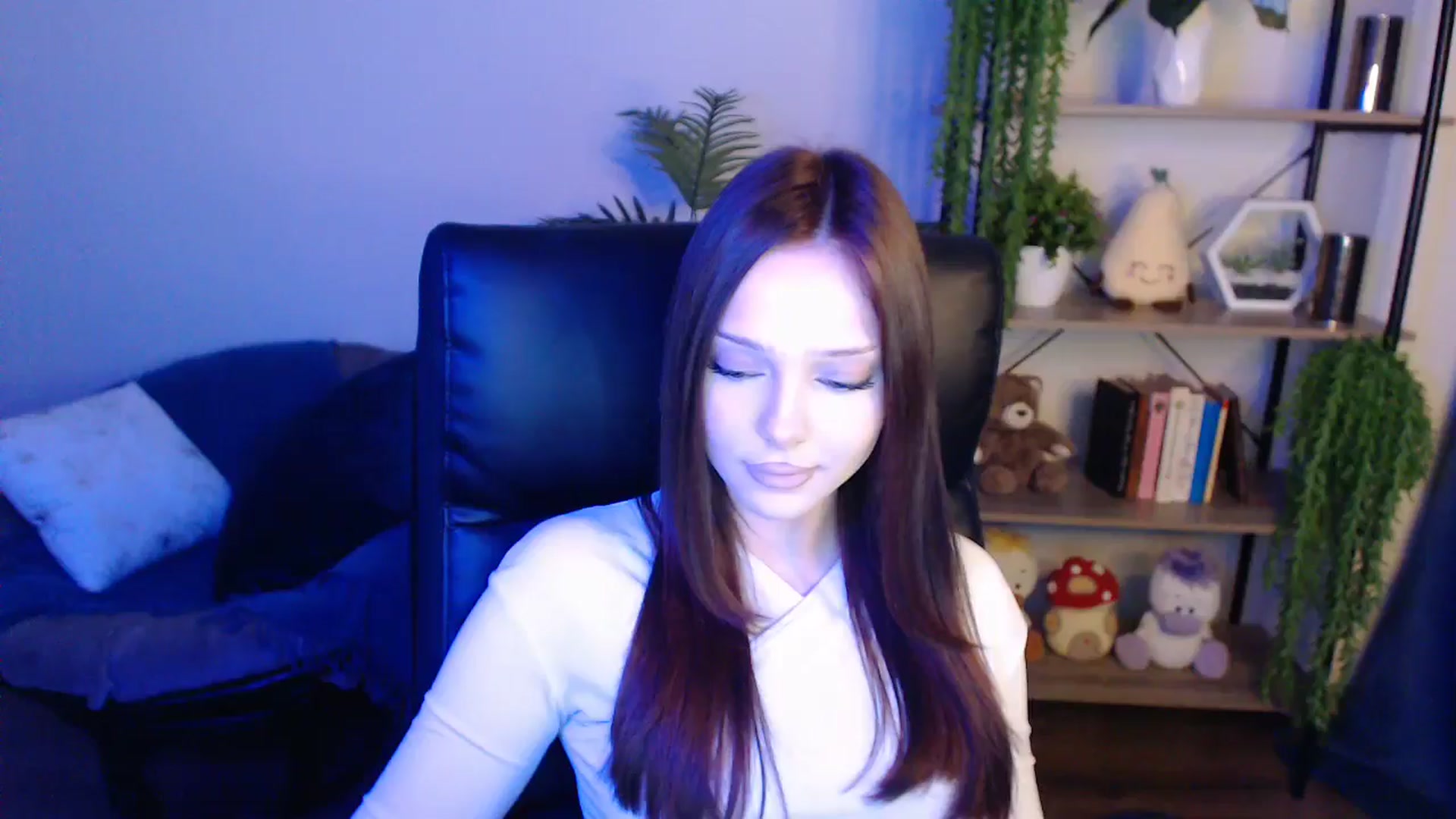Gallery image thumbnail from KateManelli's myfreecams stream on, 04/19/2025, 13:32 image 20 of 20