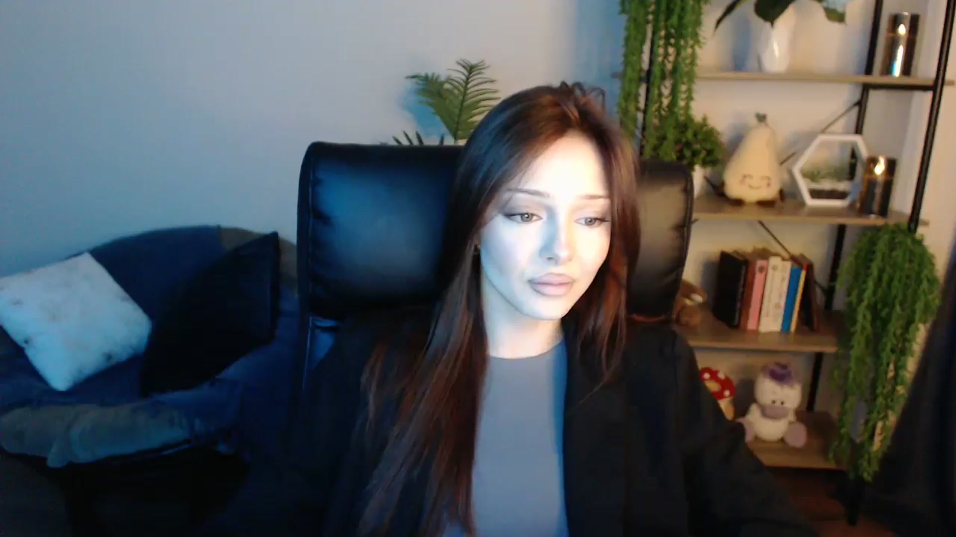 Gallery image thumbnail from KateManelli's myfreecams stream on, 04/21/2025, 12:19 image 18 of 20