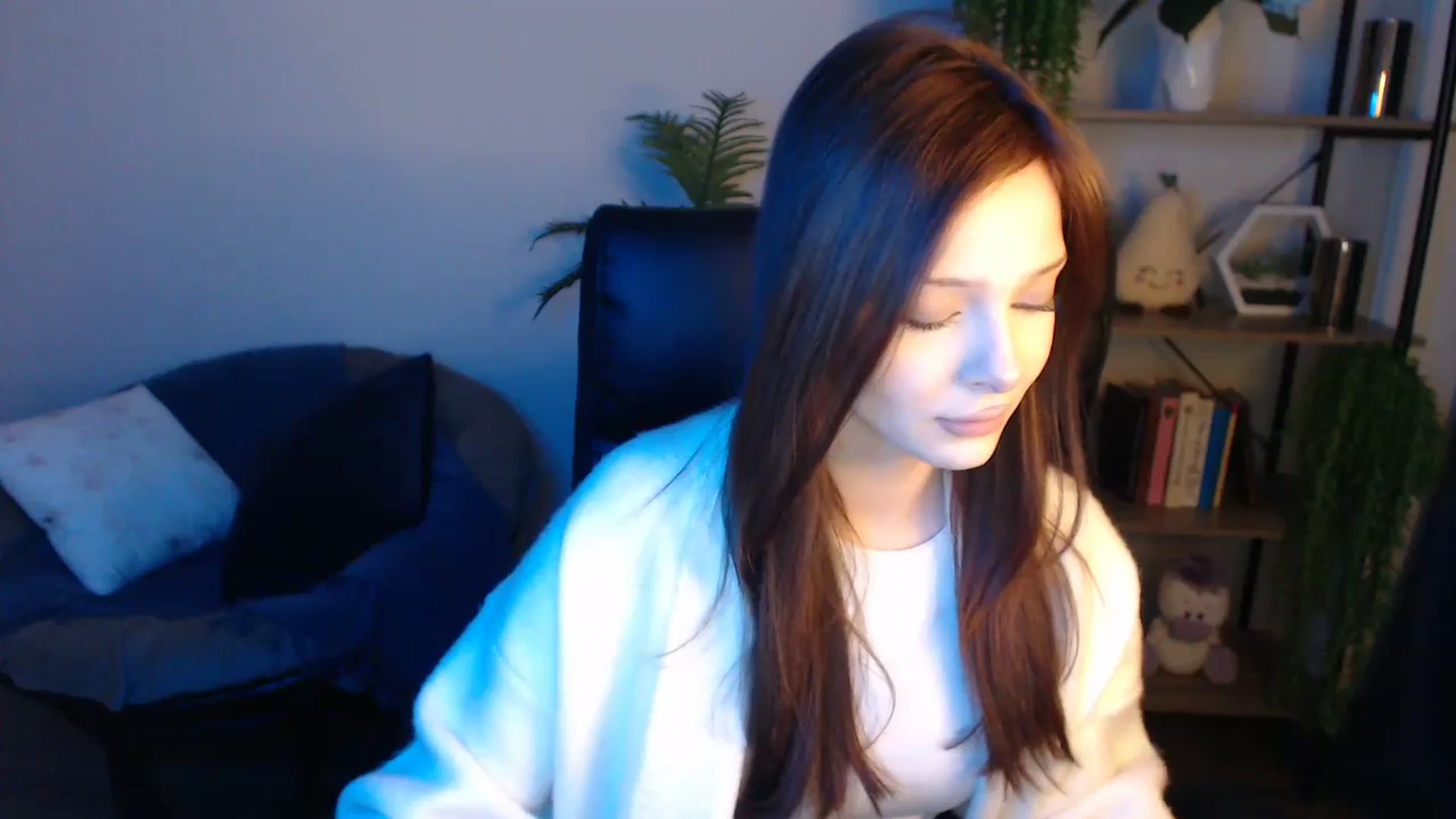 Gallery image thumbnail from KateManelli's myfreecams stream on, 04/22/2025, 09:23 image 5 of 20