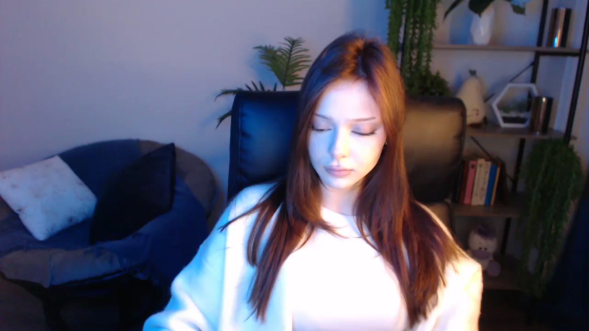 Gallery image thumbnail from KateManelli's myfreecams stream on, 04/22/2025, 09:23 image 9 of 20