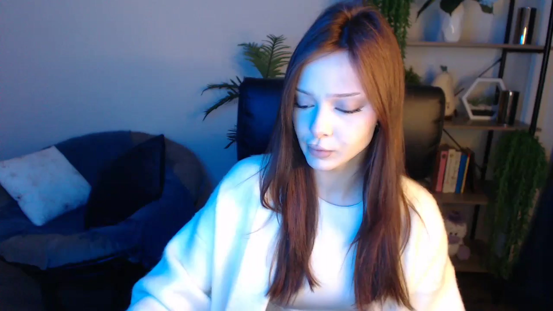 Gallery image thumbnail from KateManelli's myfreecams stream on, 04/22/2025, 09:23 image 4 of 20