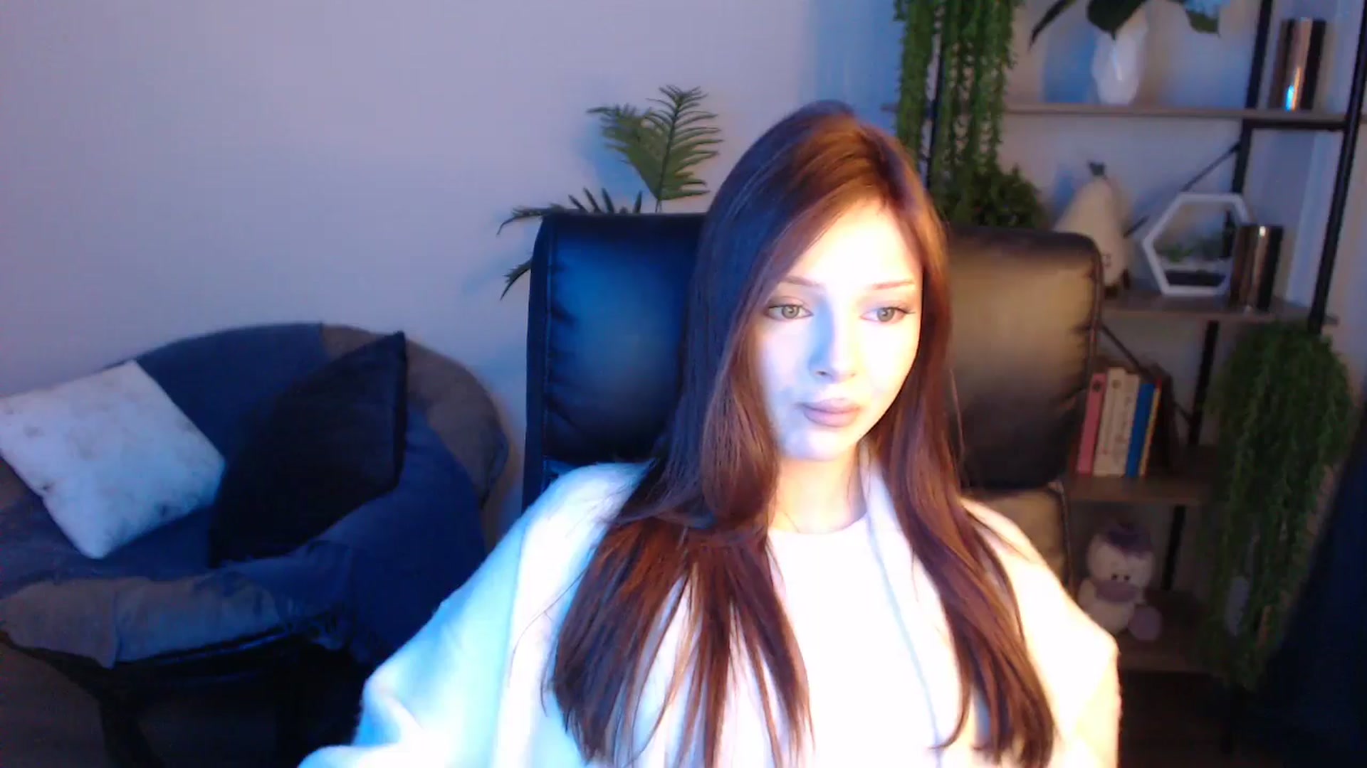 Gallery image thumbnail from KateManelli's myfreecams stream on, 04/22/2025, 09:23 image 19 of 20