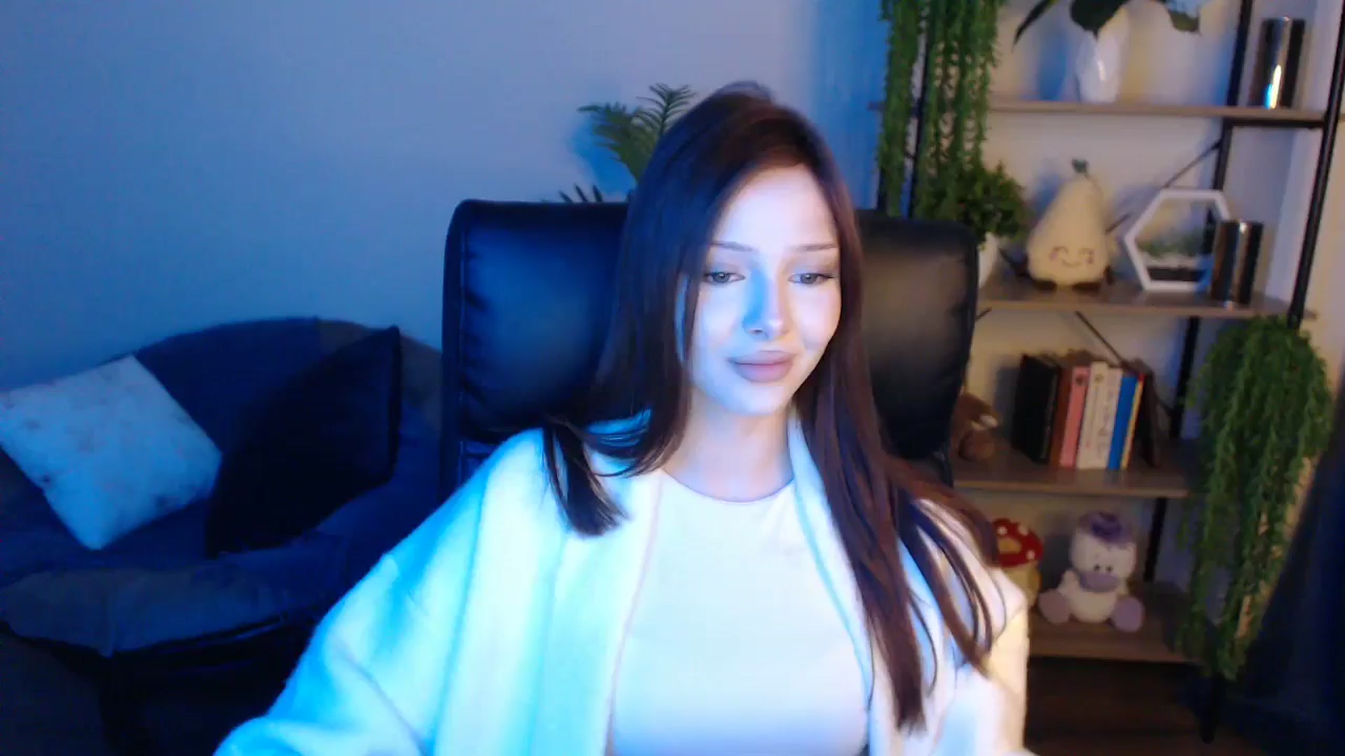 Gallery image thumbnail from KateManelli's myfreecams stream on, 04/22/2025, 09:48 image 15 of 20
