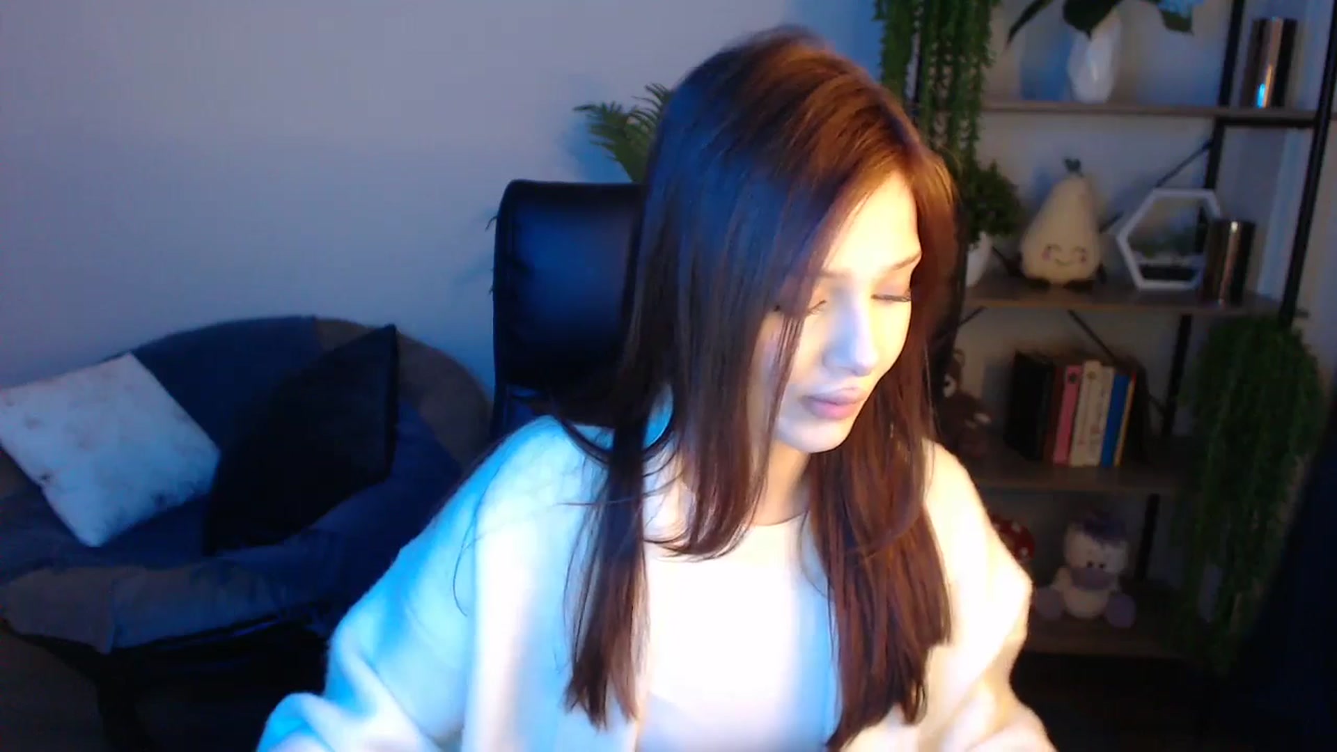 Gallery image thumbnail from KateManelli's myfreecams stream on, 04/22/2025, 09:48 image 9 of 20