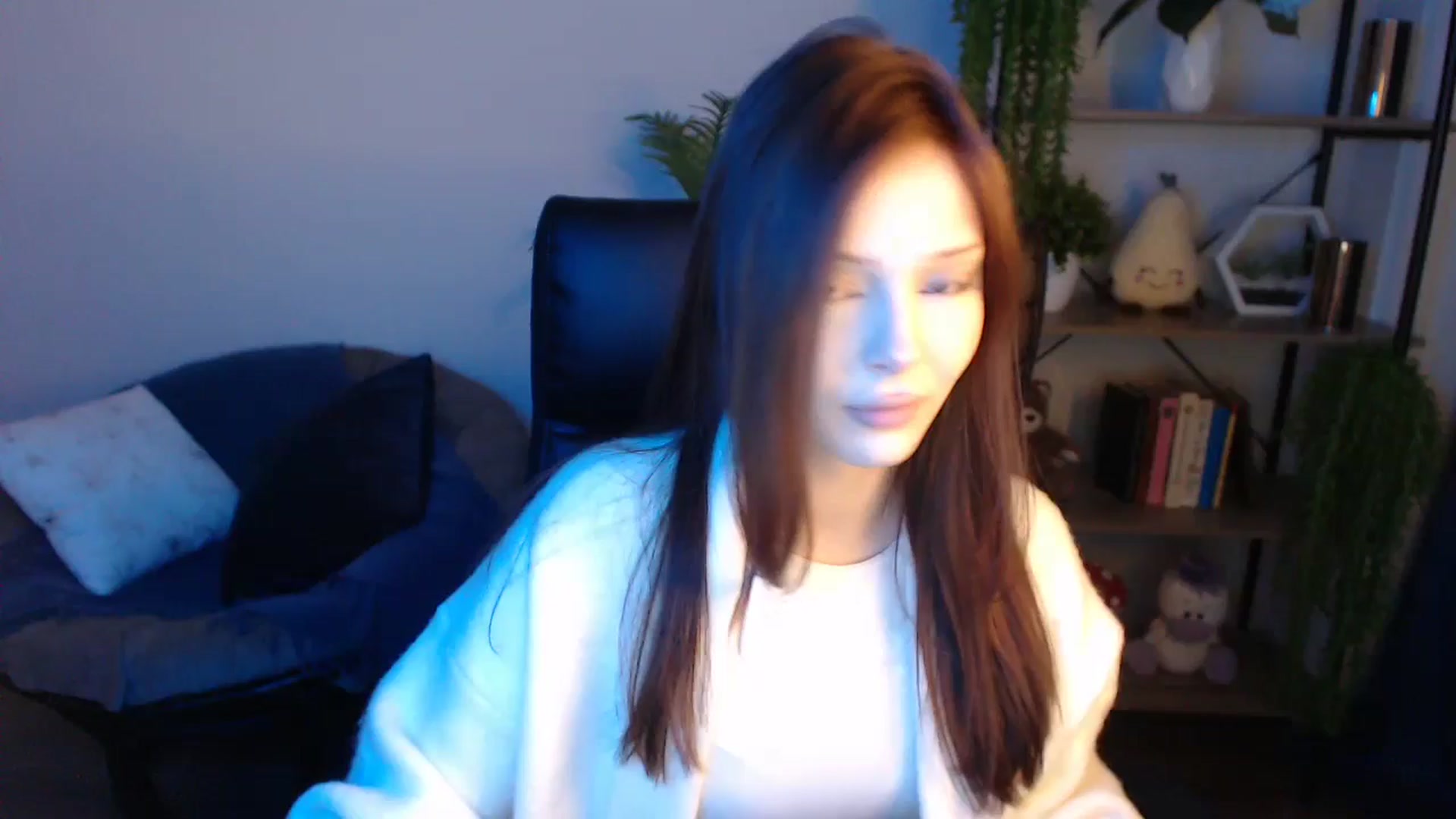 Gallery image thumbnail from KateManelli's myfreecams stream on, 04/22/2025, 09:48 image 6 of 20