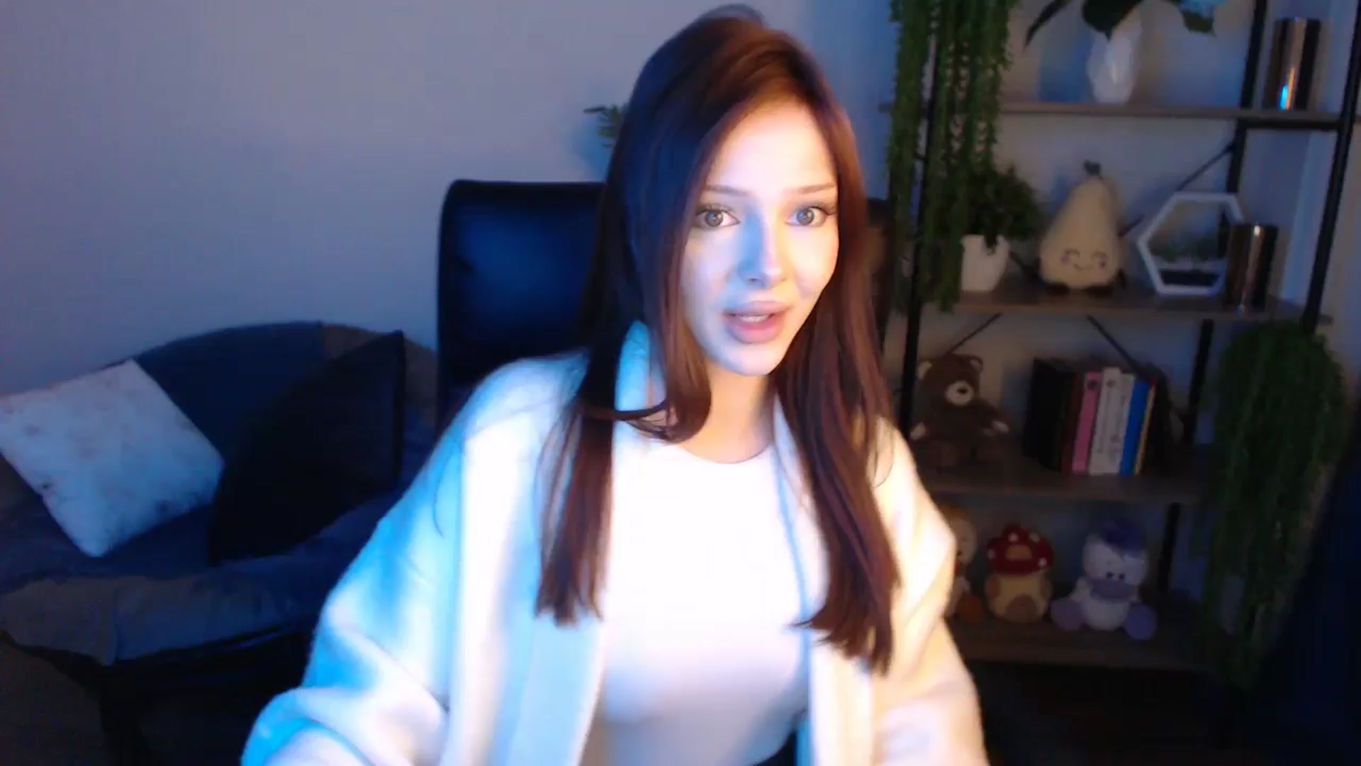 Gallery image thumbnail from KateManelli's myfreecams stream on, 04/22/2025, 09:48 image 2 of 20