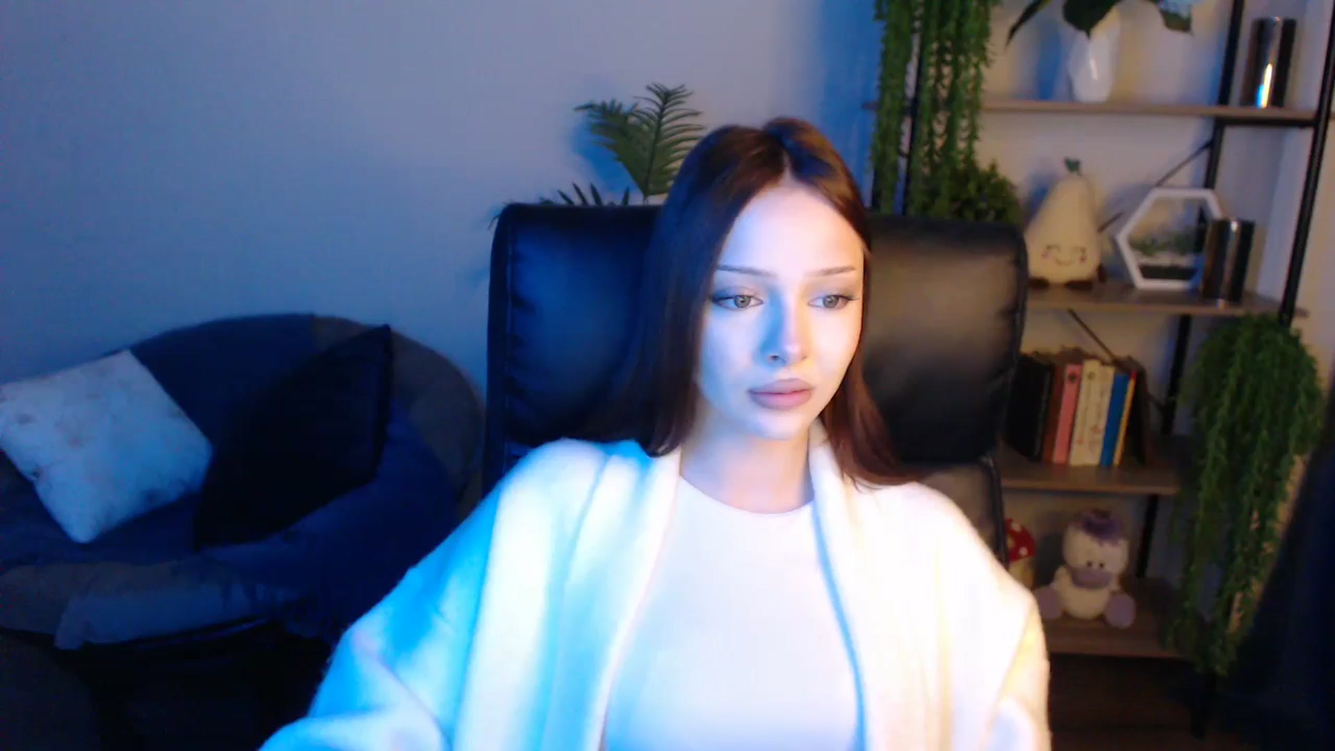 Gallery image thumbnail from KateManelli's myfreecams stream on, 04/22/2025, 11:49 image 20 of 20