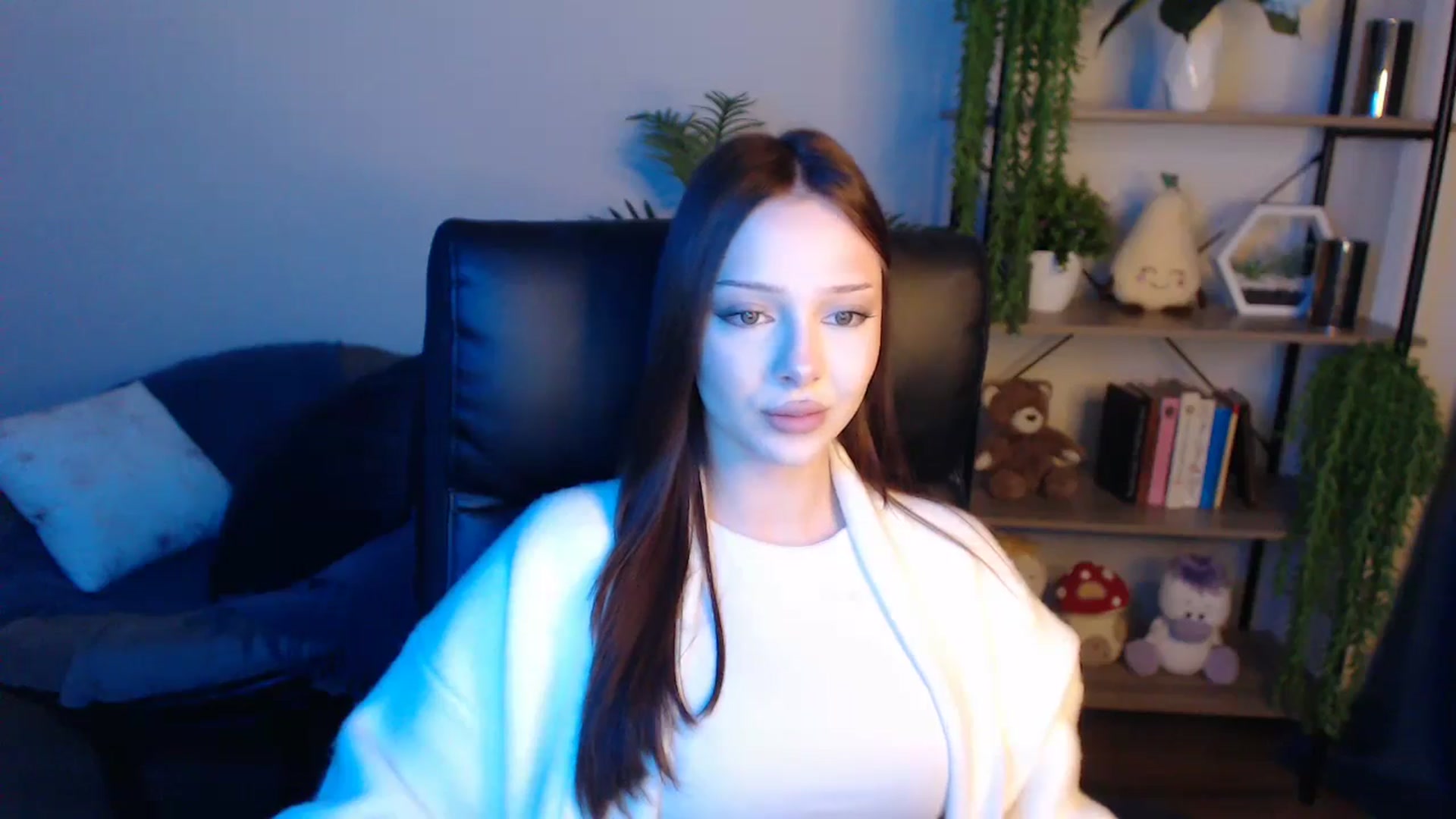 Gallery image thumbnail from KateManelli's myfreecams stream on, 04/22/2025, 12:23 image 19 of 20