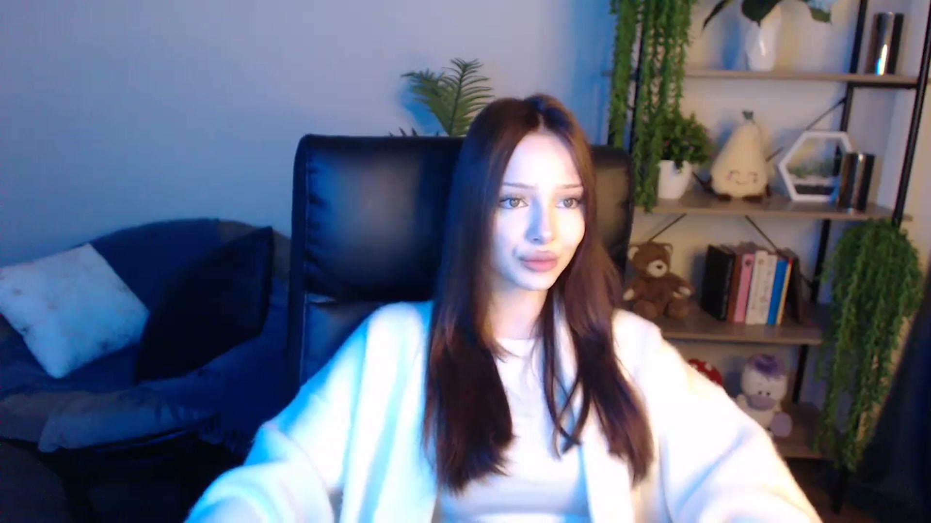 Gallery image thumbnail from KateManelli's myfreecams stream on, 04/22/2025, 12:23 image 3 of 20