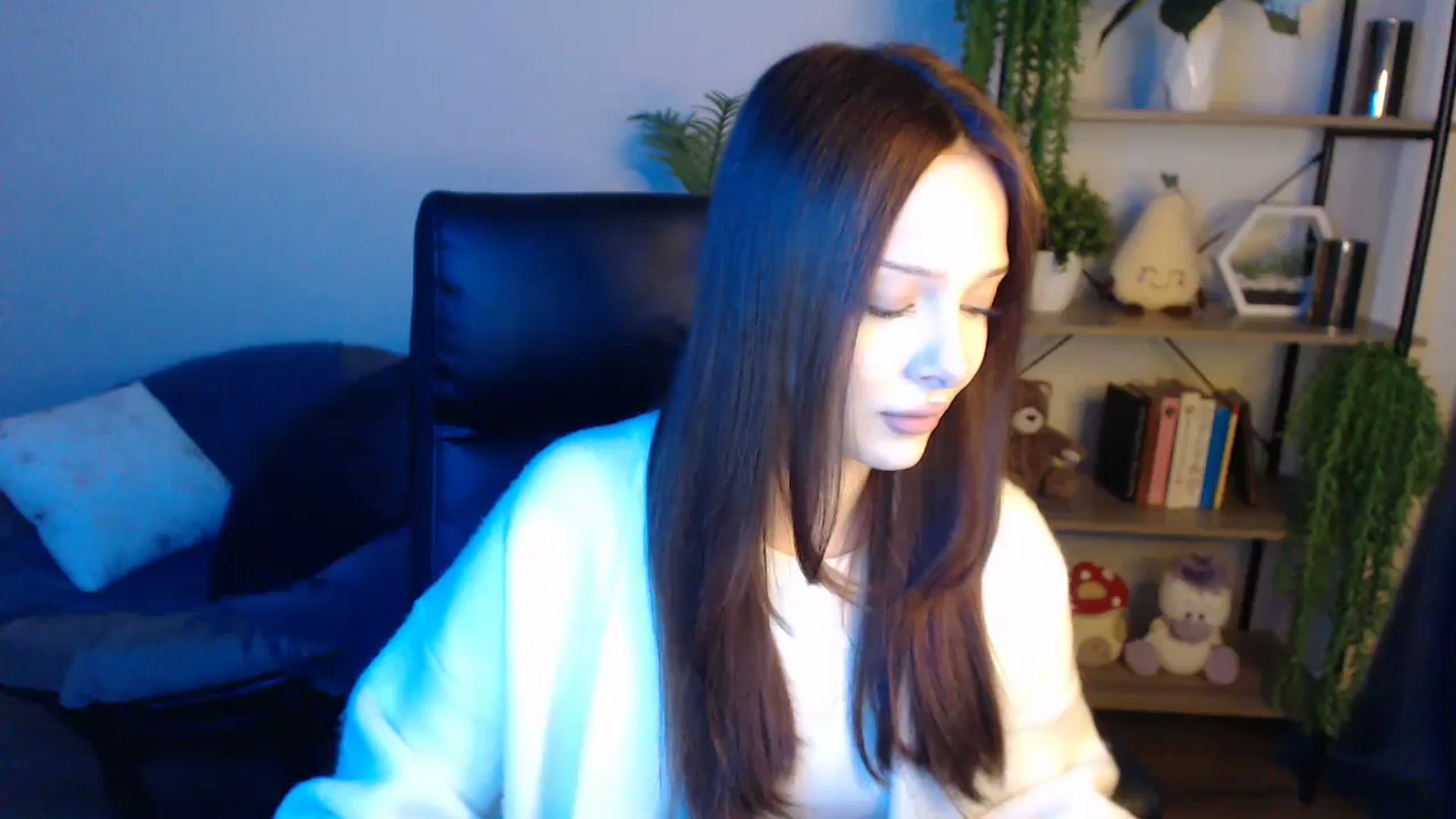 Gallery image thumbnail from KateManelli's myfreecams stream on, 04/22/2025, 12:23 image 1 of 20