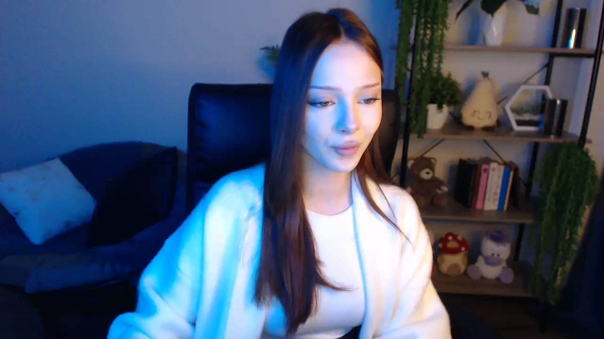 Gallery image thumbnail from KateManelli's myfreecams stream on, 04/22/2025, 12:47 image 7 of 20