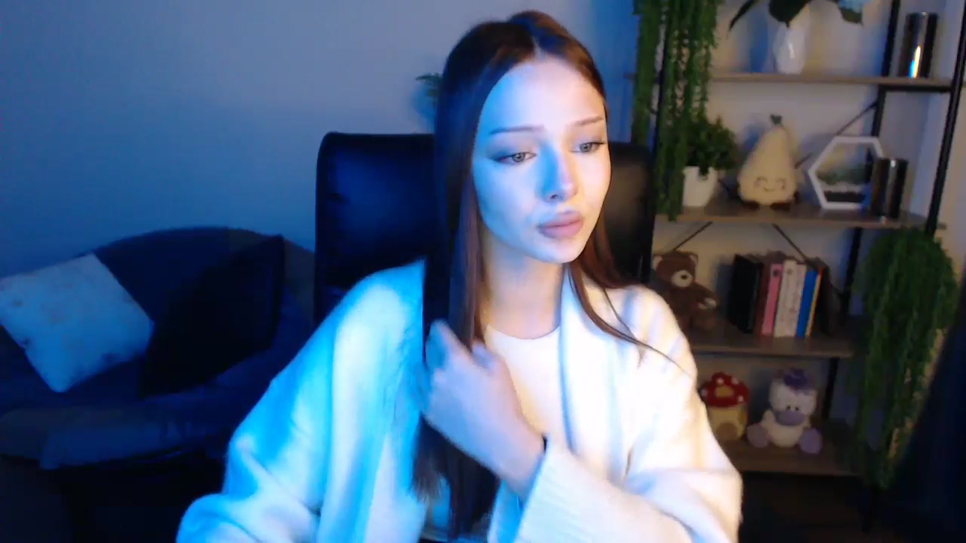Gallery image thumbnail from KateManelli's myfreecams stream on, 04/22/2025, 12:47 image 6 of 20