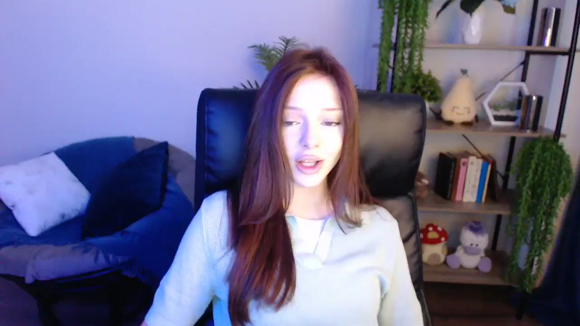 Gallery image thumbnail from KateManelli's myfreecams stream on, 04/25/2025, 08:44 image 8 of 20
