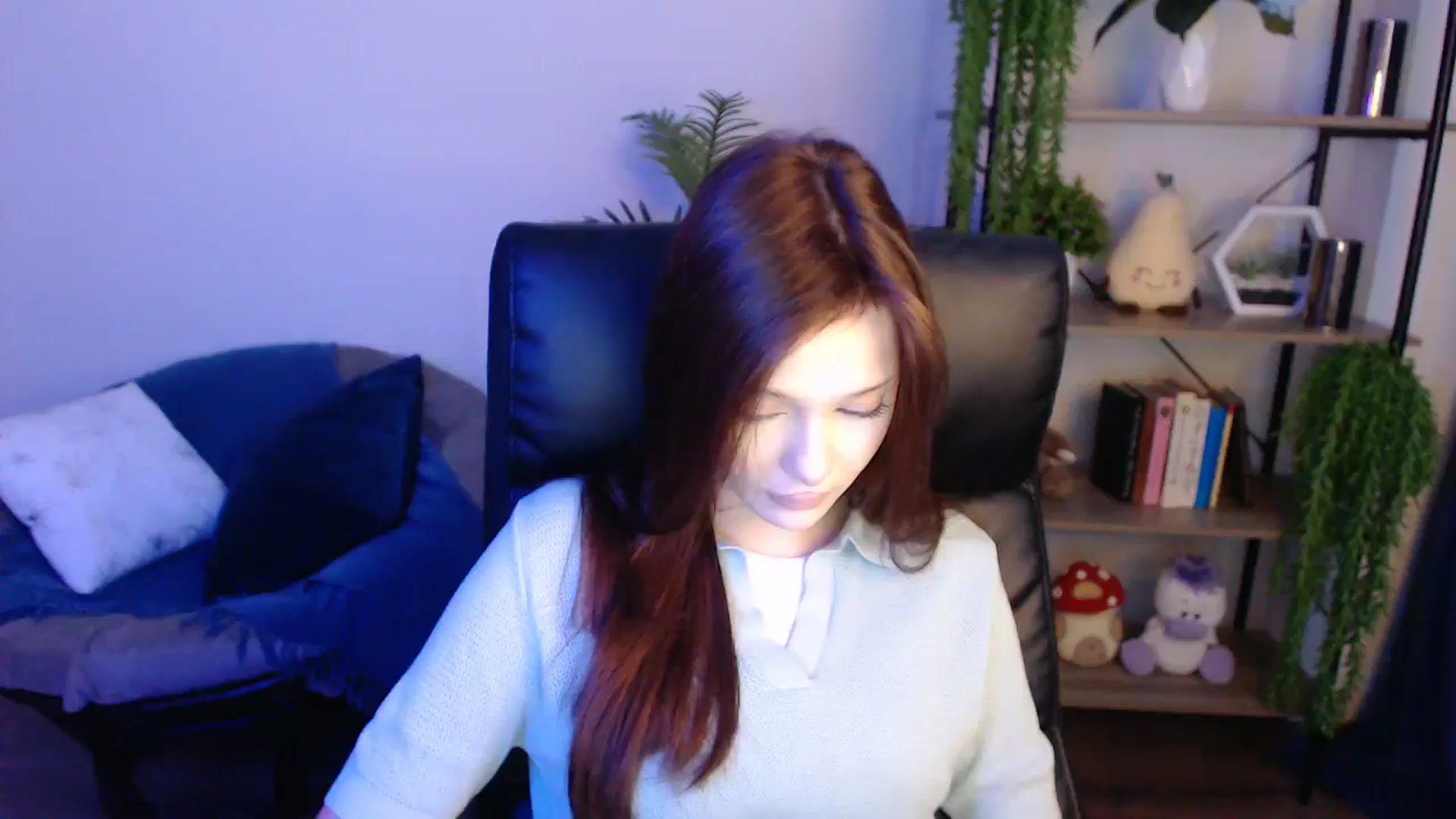 Gallery image thumbnail from KateManelli's myfreecams stream on, 04/25/2025, 08:44 image 6 of 20