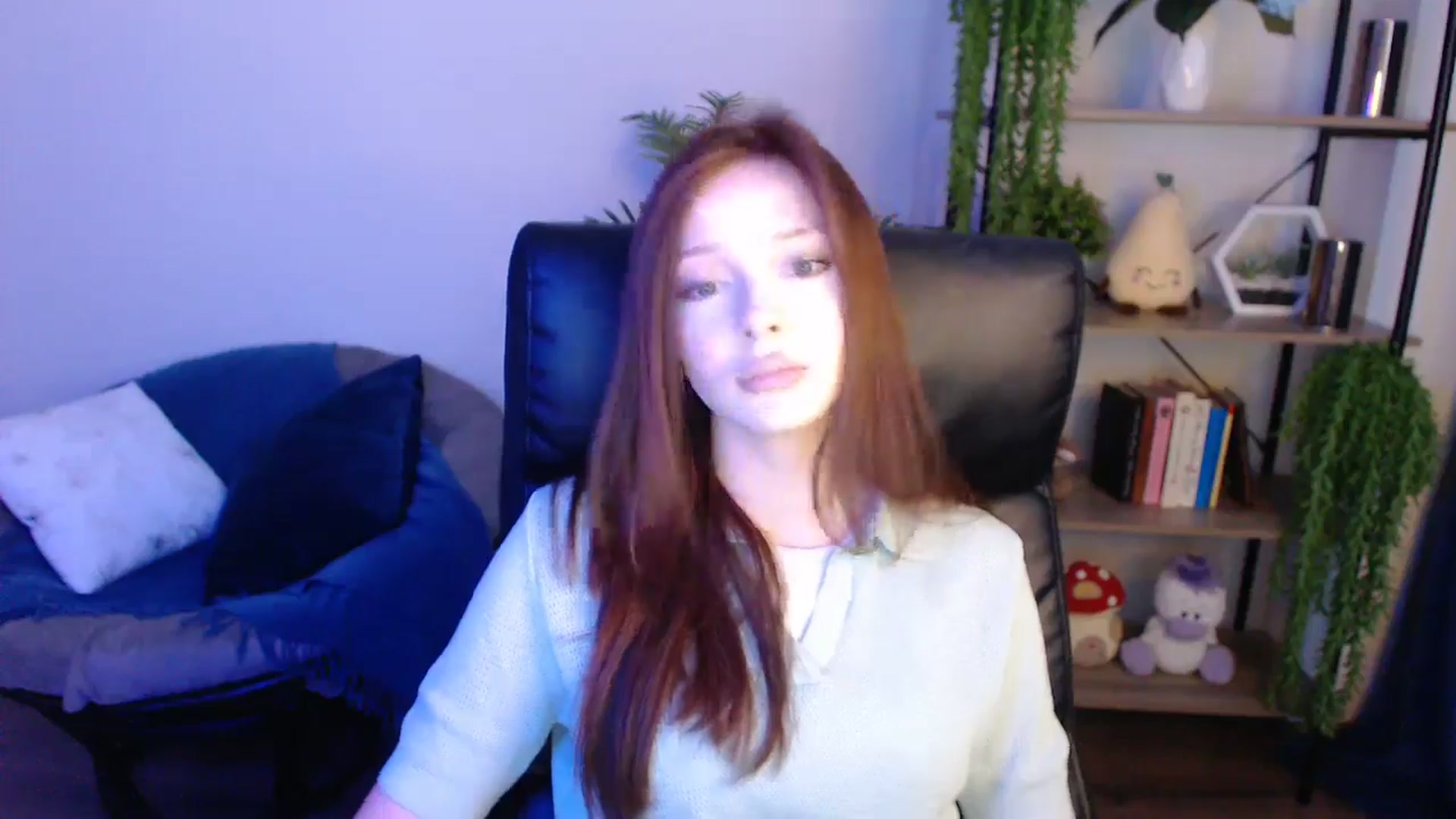Gallery image thumbnail from KateManelli's myfreecams stream on, 04/25/2025, 08:44 image 17 of 20