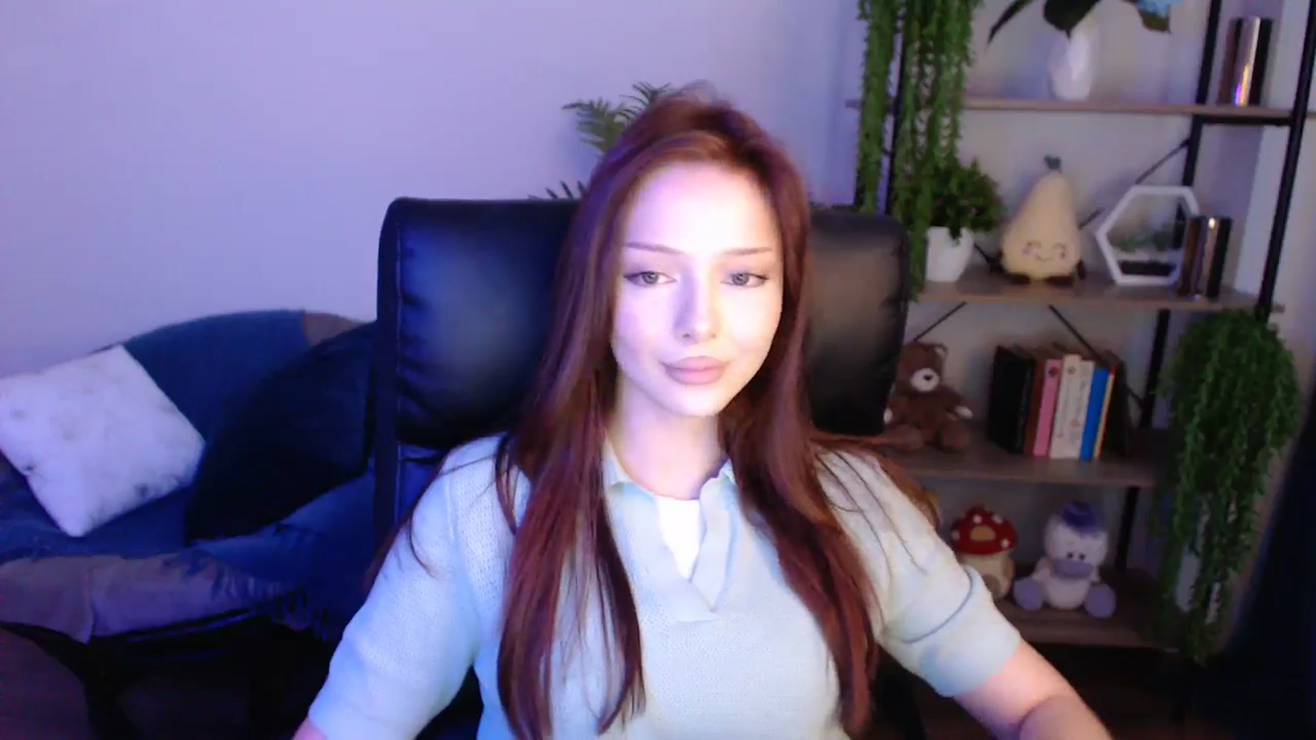 Gallery image thumbnail from KateManelli's myfreecams stream on, 04/25/2025, 11:02 image 4 of 20