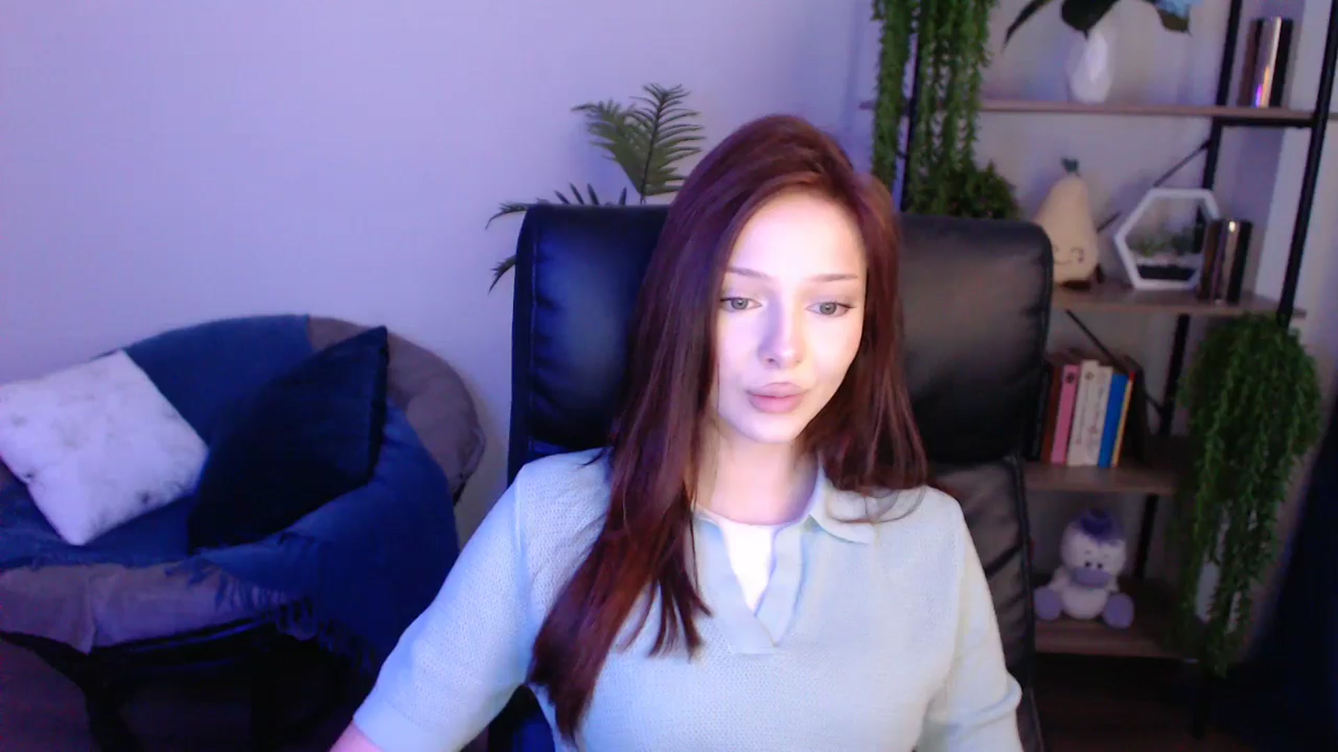 Gallery image thumbnail from KateManelli's myfreecams stream on, 04/25/2025, 11:02 image 16 of 20