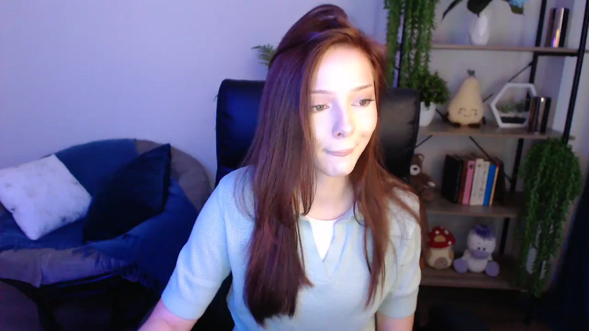Gallery image thumbnail from KateManelli's myfreecams stream on, 04/25/2025, 11:02 image 11 of 20