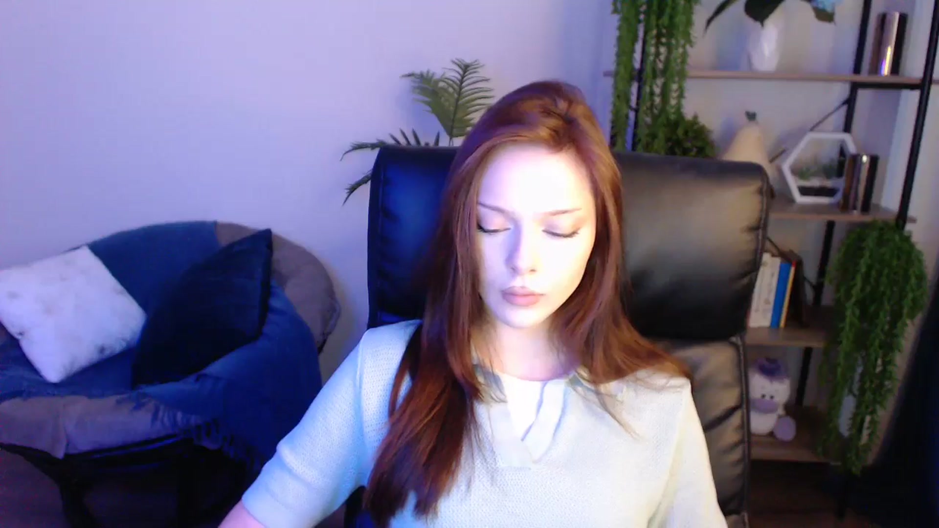 Gallery image thumbnail from KateManelli's myfreecams stream on, 04/25/2025, 12:58 image 8 of 20