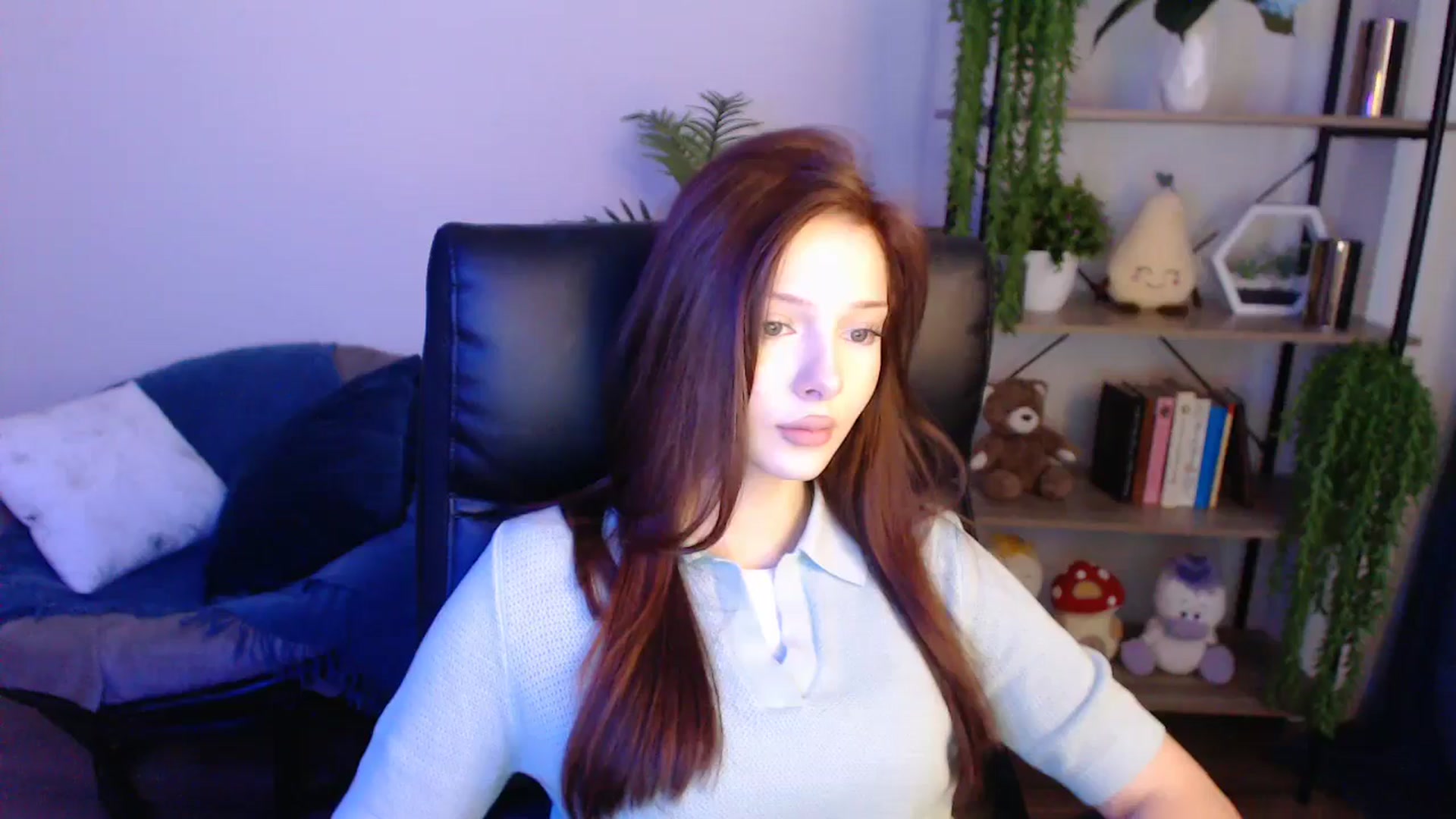 Gallery image thumbnail from KateManelli's myfreecams stream on, 04/25/2025, 12:58 image 17 of 20
