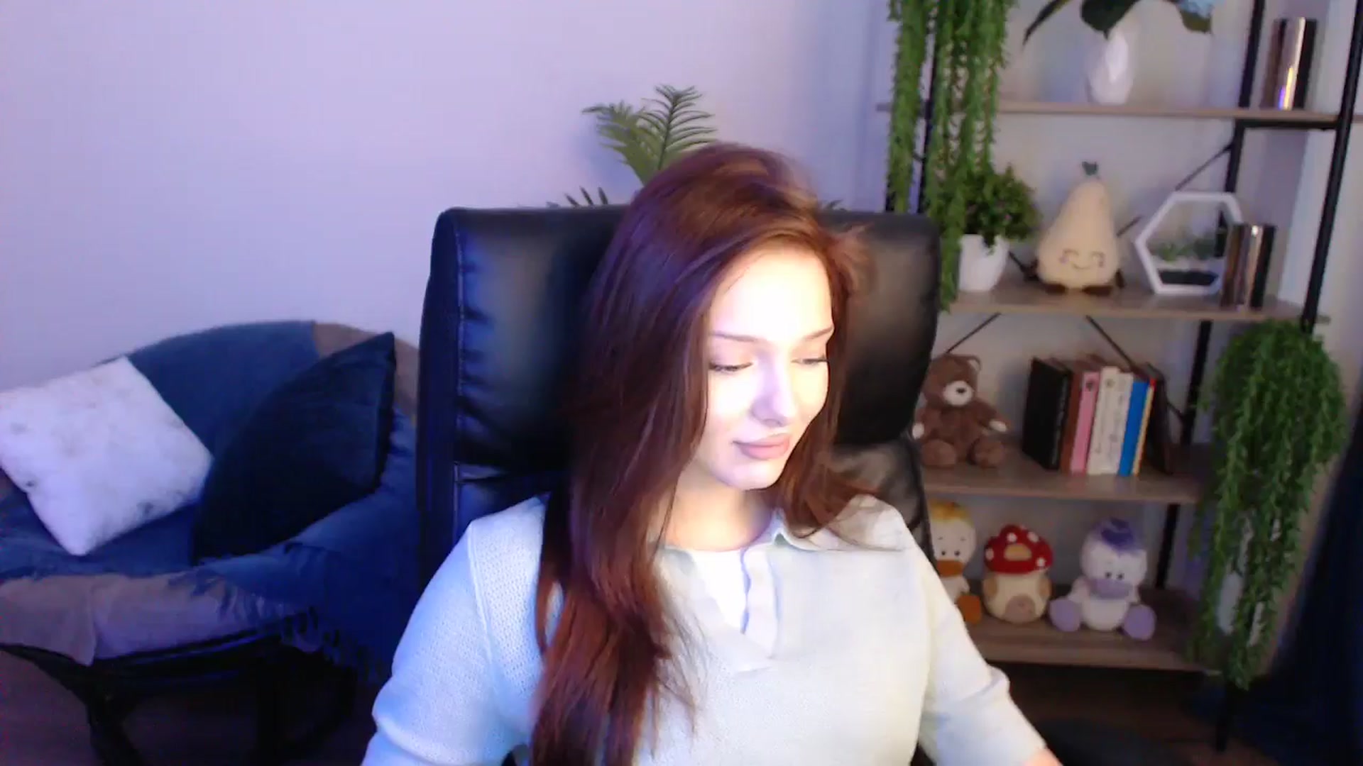Gallery image thumbnail from KateManelli's myfreecams stream on, 04/25/2025, 12:58 image 6 of 20