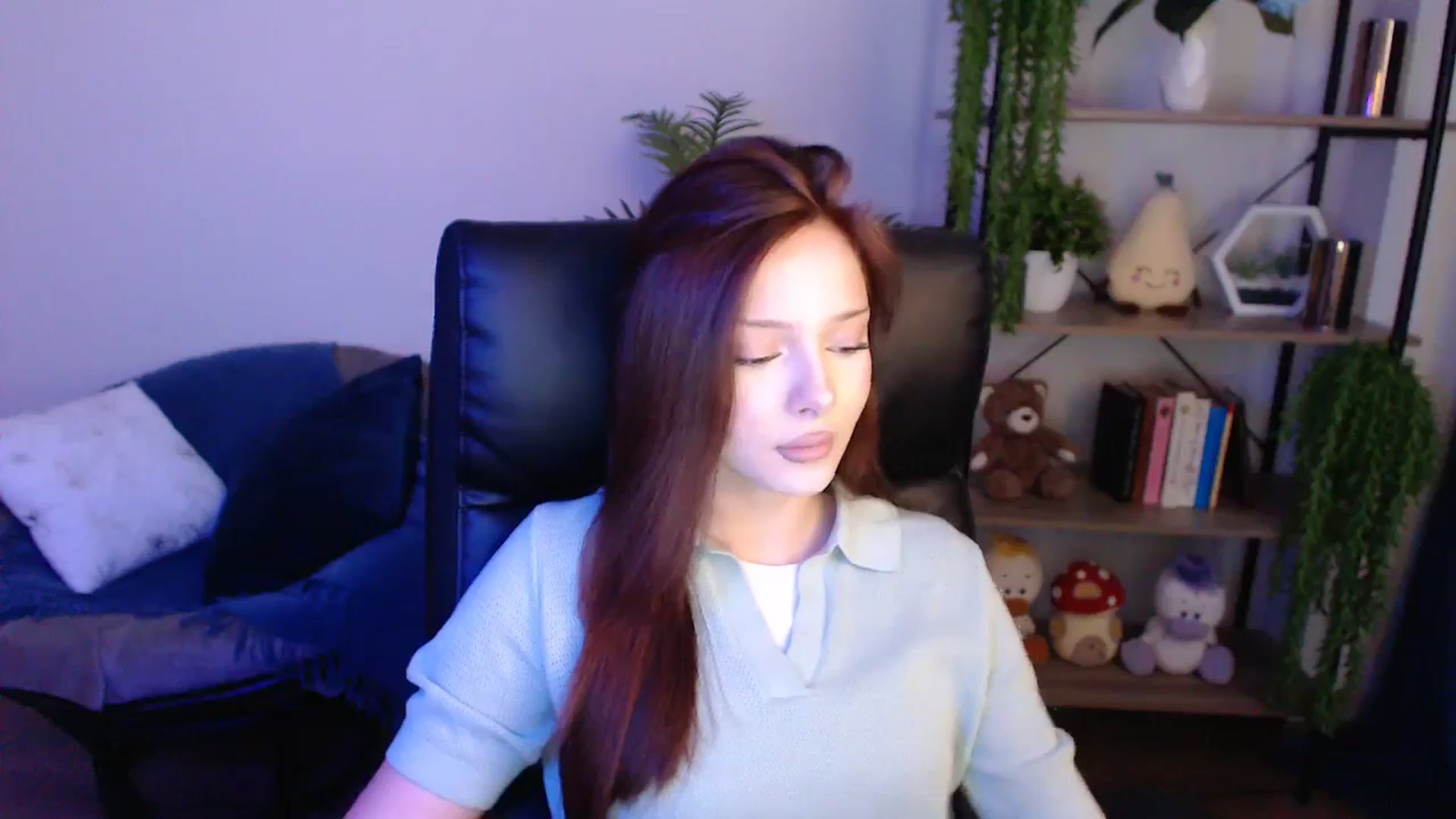 Gallery image thumbnail from KateManelli's myfreecams stream on, 04/25/2025, 13:37 image 19 of 20