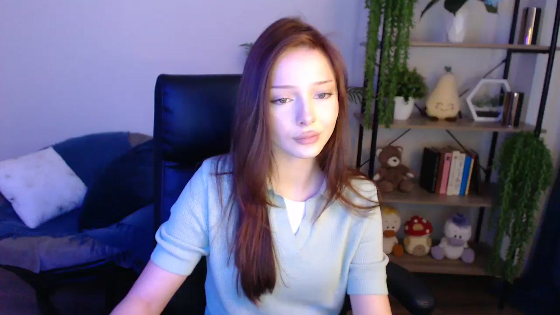 Gallery image thumbnail from KateManelli's myfreecams stream on, 04/25/2025, 13:37 image 1 of 20