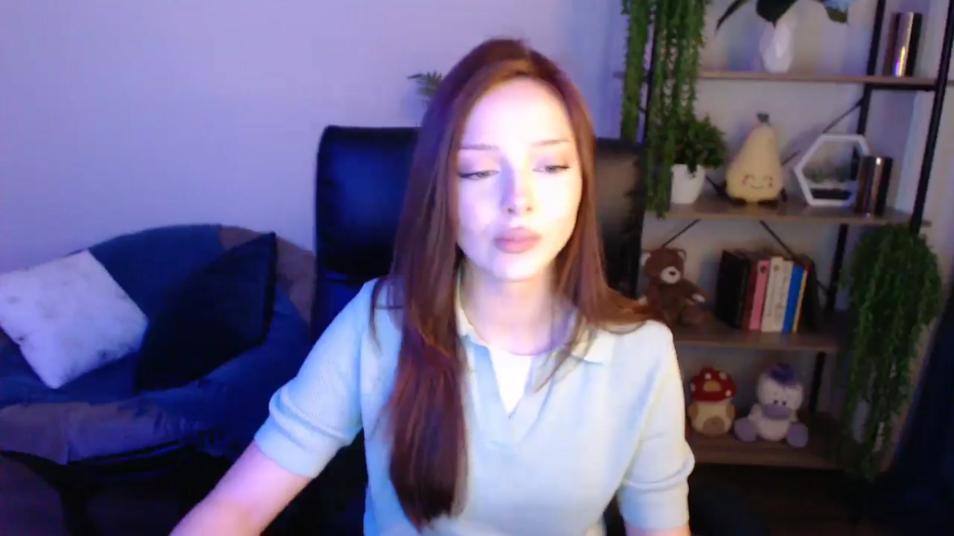 Gallery image thumbnail from KateManelli's myfreecams stream on, 04/25/2025, 13:37 image 8 of 20