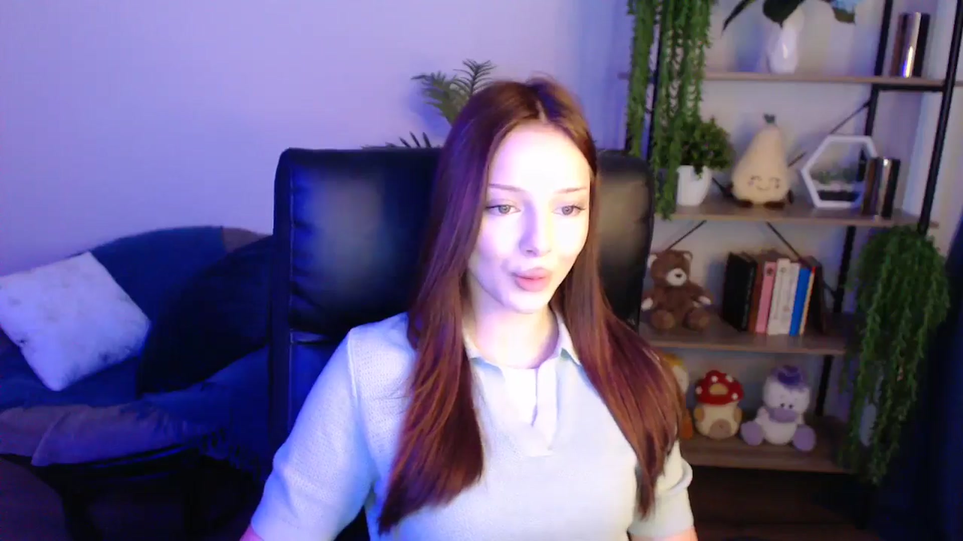 Gallery image thumbnail from KateManelli's myfreecams stream on, 04/26/2025, 12:00 image 3 of 20