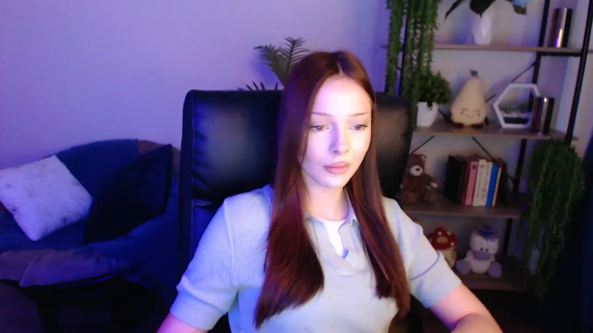 Gallery image thumbnail from KateManelli's myfreecams stream on, 04/26/2025, 12:00 image 10 of 20