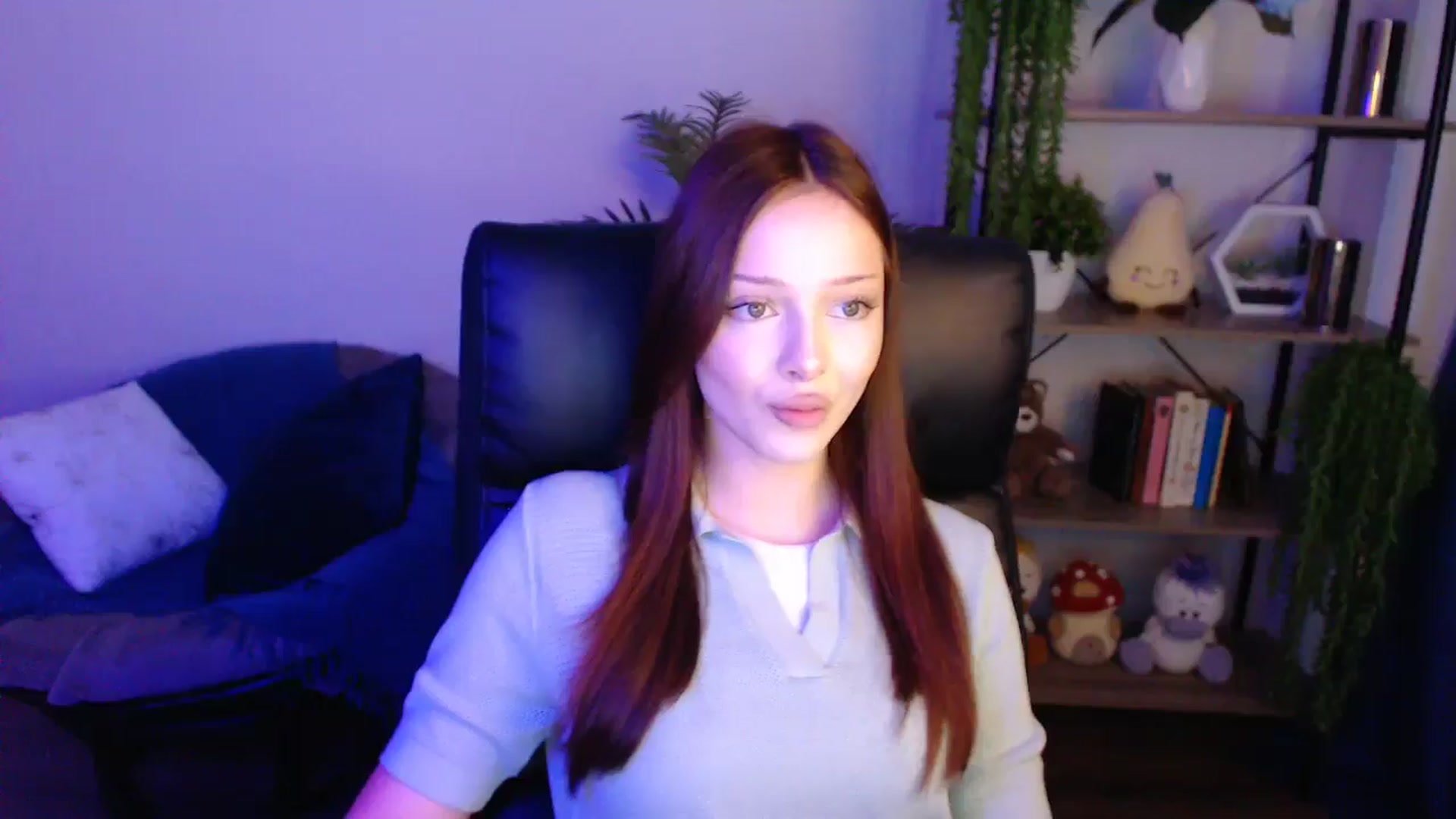 Gallery image thumbnail from KateManelli's myfreecams stream on, 04/26/2025, 12:00 image 14 of 20