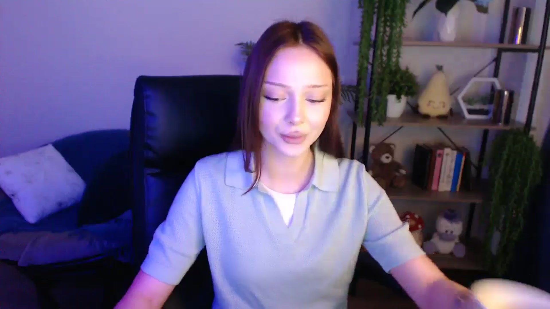 Gallery image thumbnail from KateManelli's myfreecams stream on, 04/26/2025, 12:00 image 18 of 20