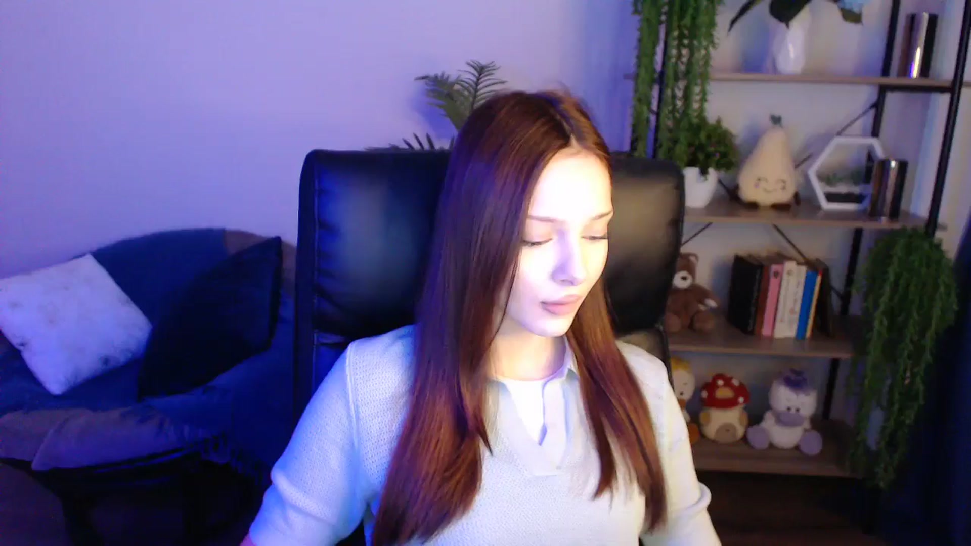Gallery image thumbnail from KateManelli's myfreecams stream on, 04/26/2025, 12:00 image 7 of 20