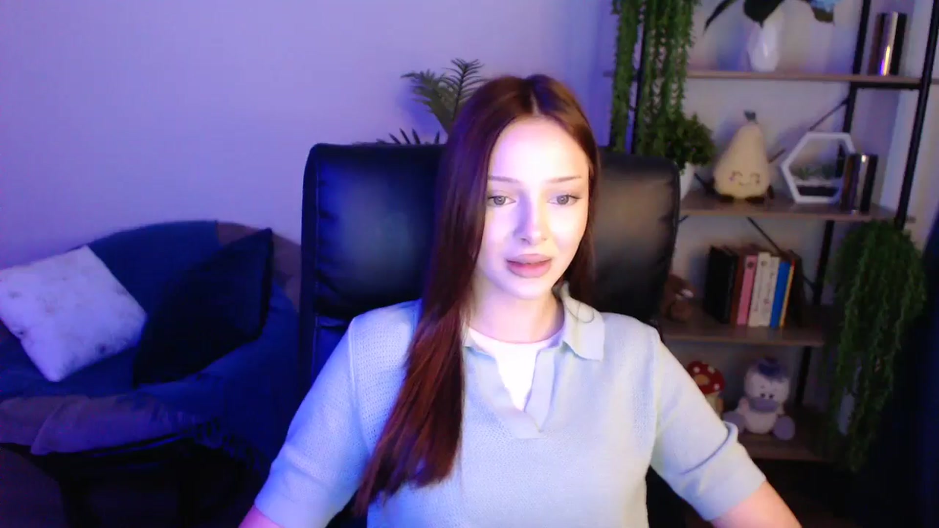 Gallery image thumbnail from KateManelli's myfreecams stream on, 04/26/2025, 12:35 image 4 of 20