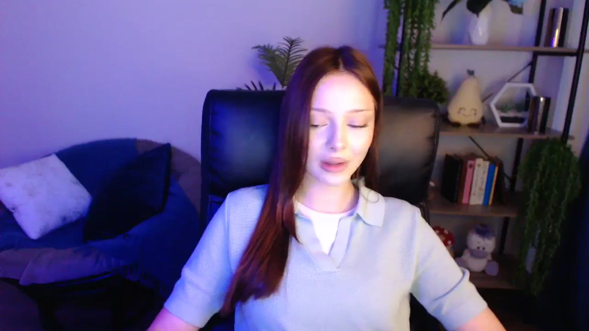 Gallery image thumbnail from KateManelli's myfreecams stream on, 04/26/2025, 12:35 image 5 of 20