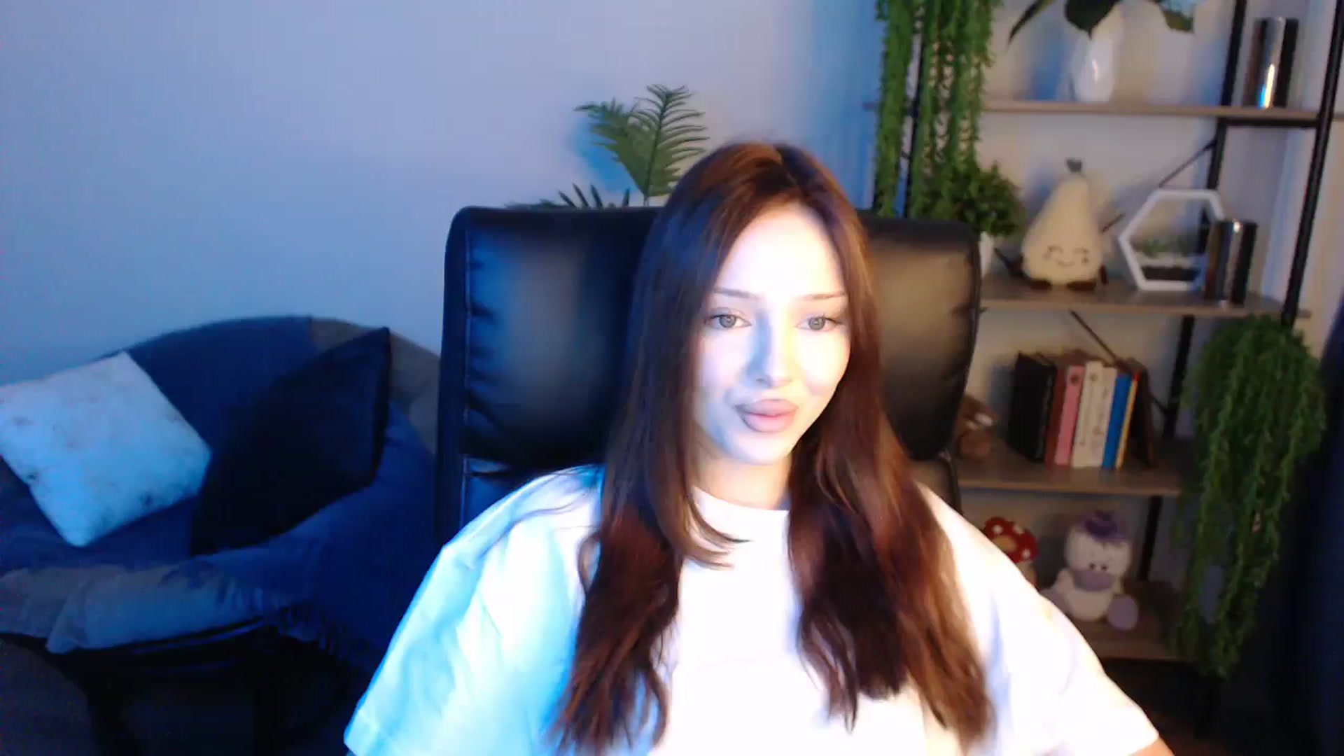 Gallery image thumbnail from KateManelli's myfreecams stream on, 04/27/2025, 13:07 image 1 of 20