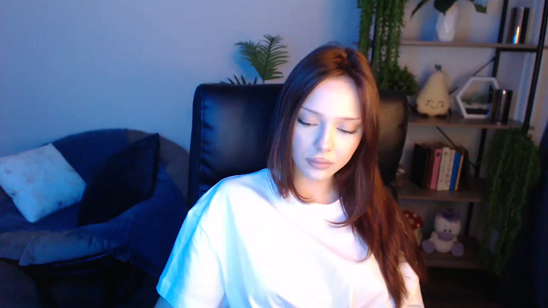 Gallery image thumbnail from KateManelli's myfreecams stream on, 04/27/2025, 13:25 image 3 of 20